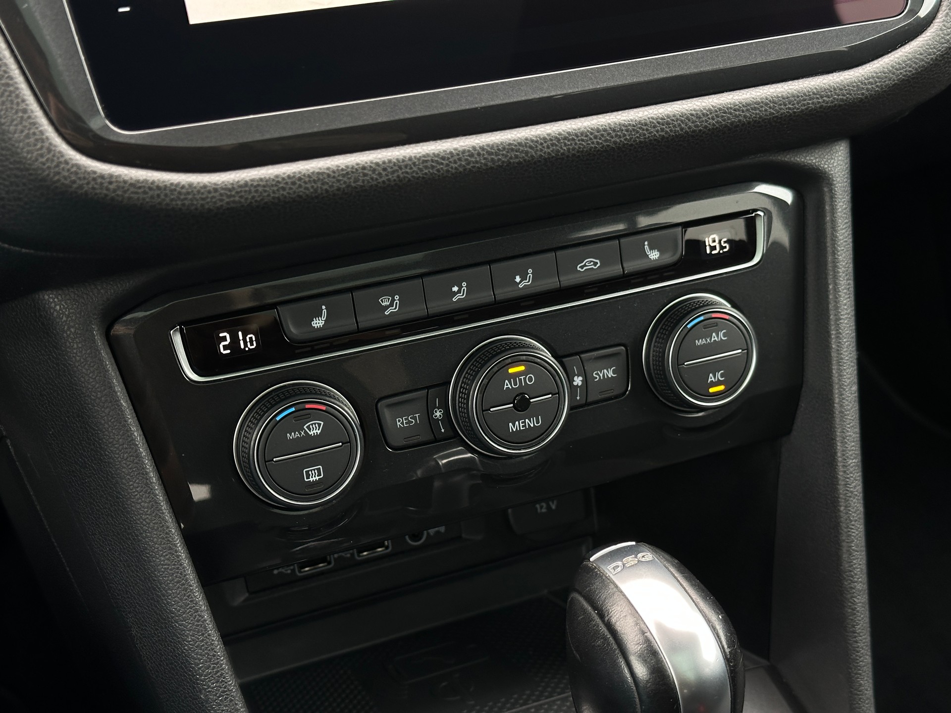VW Tiguan Allspace 2.0TSI Highline 4Motion DSG-image-19