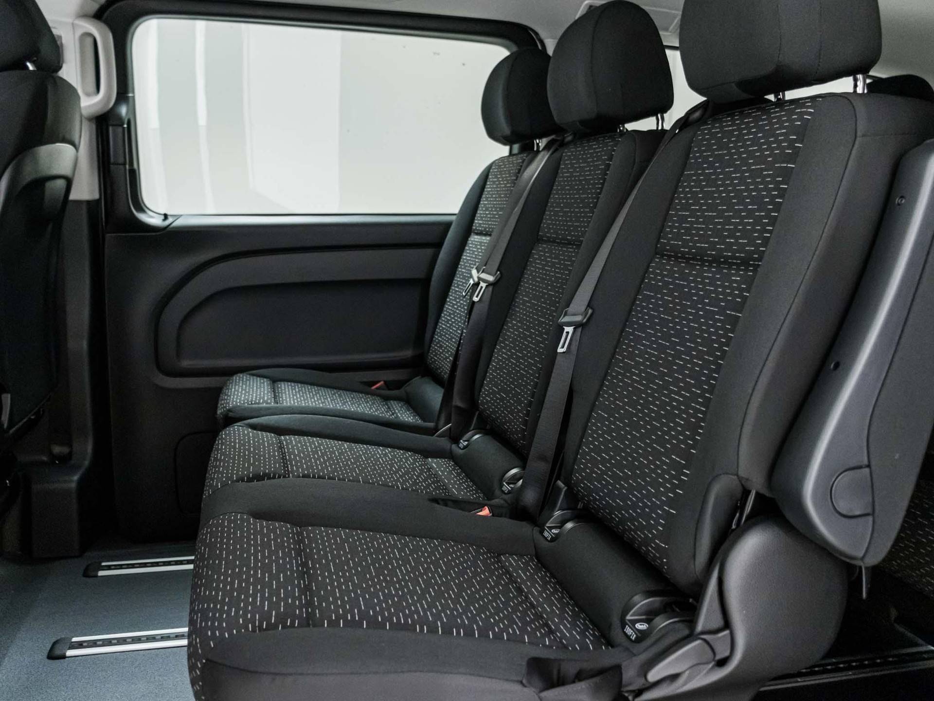 MERCEDES-BENZ Vito 119 CDI 4x4 Tourer PRO Extralang-image-7