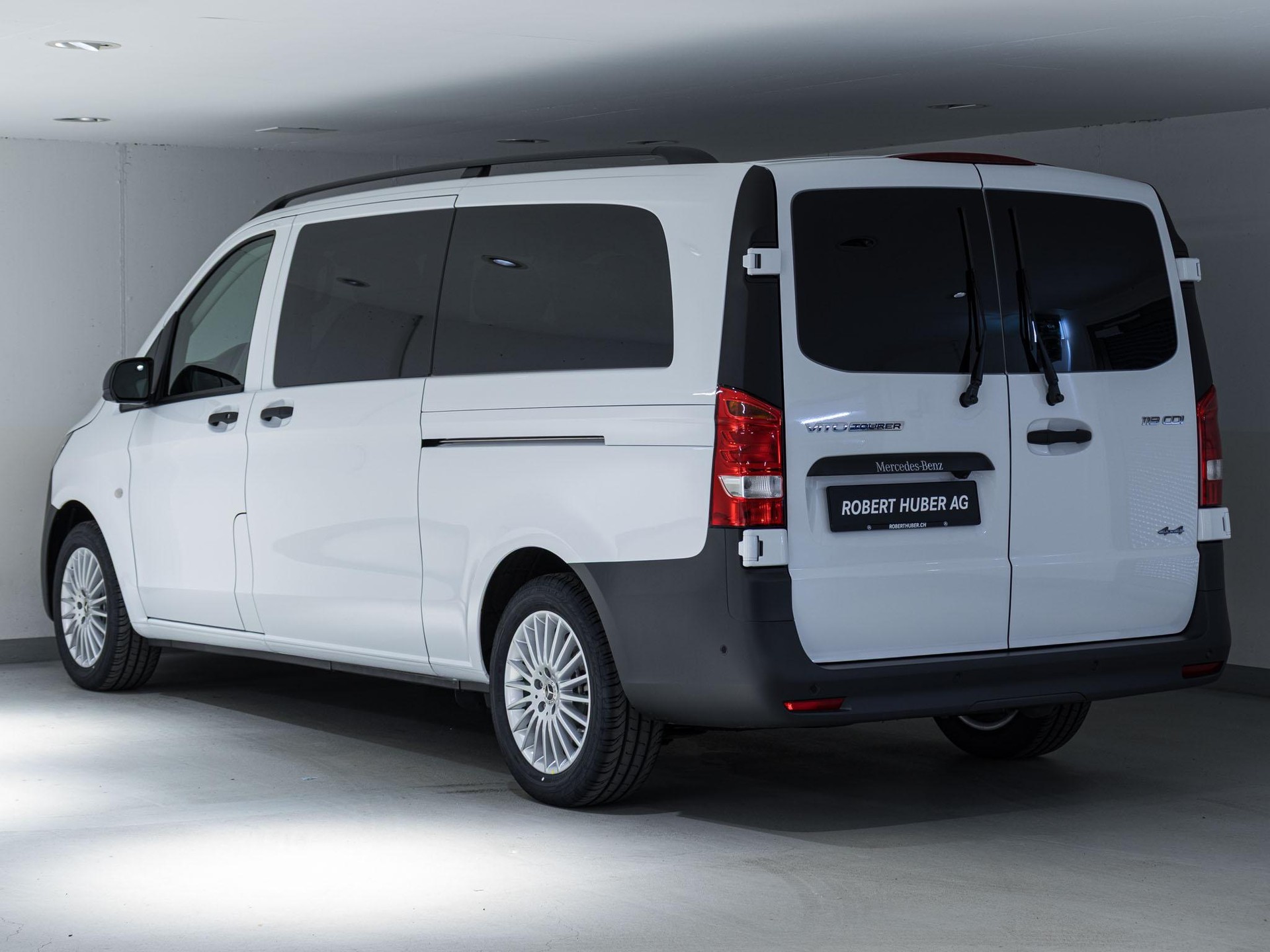 MERCEDES-BENZ Vito 119 CDI 4x4 Tourer PRO Extralang-image-3