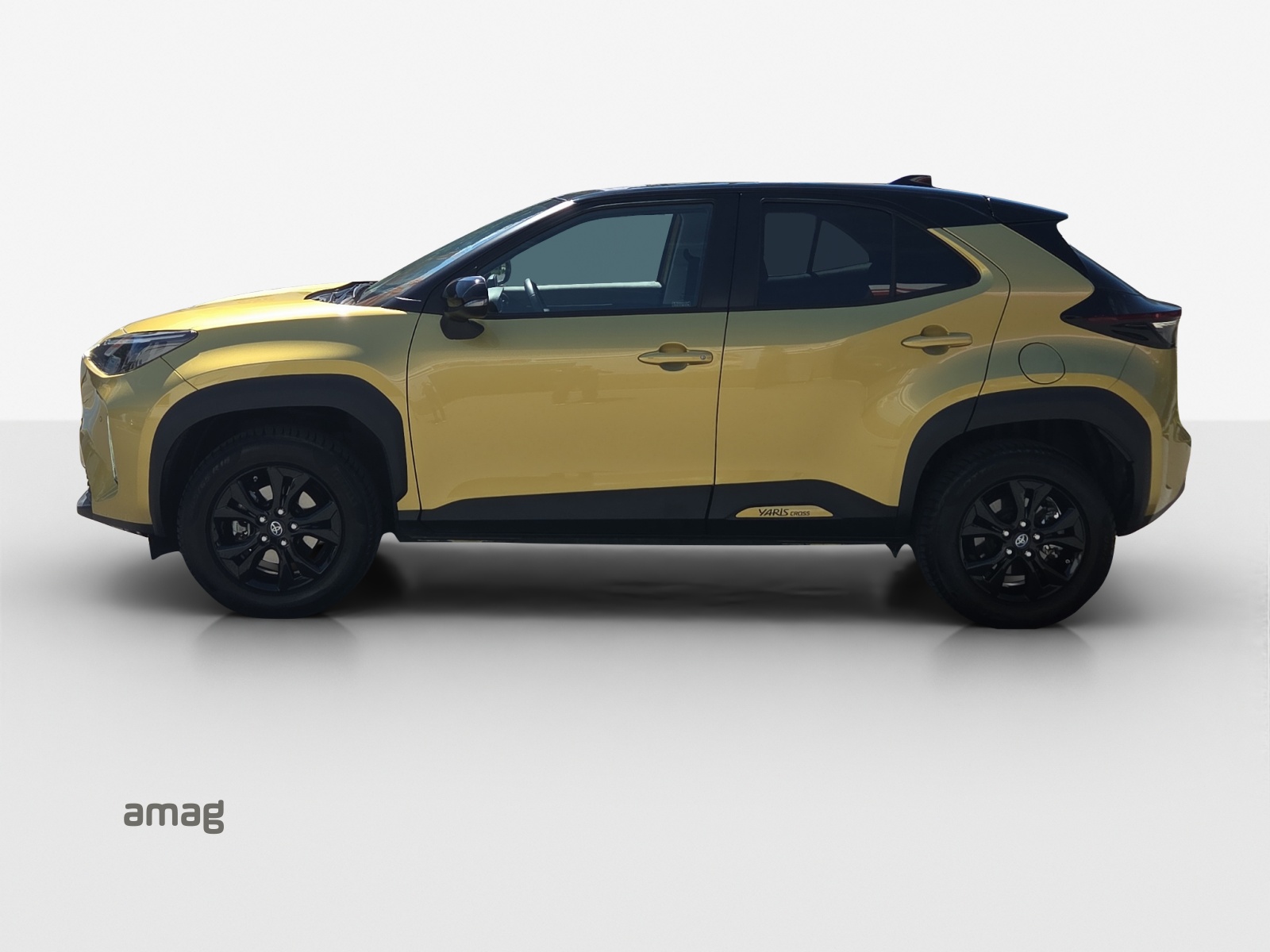 TOYOTA Yaris Cross 1.5 Comfort e-CVT AWDi-image-1