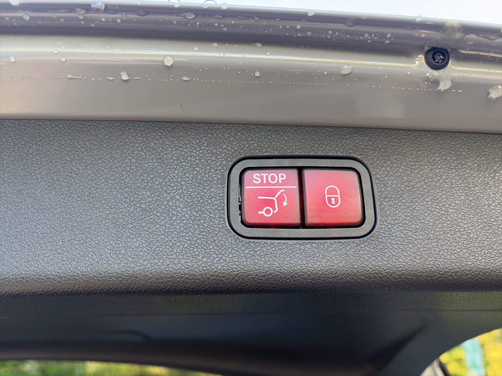 MERCEDES-BENZ E 220 d T 4Matic 9G-Tronic-image-8