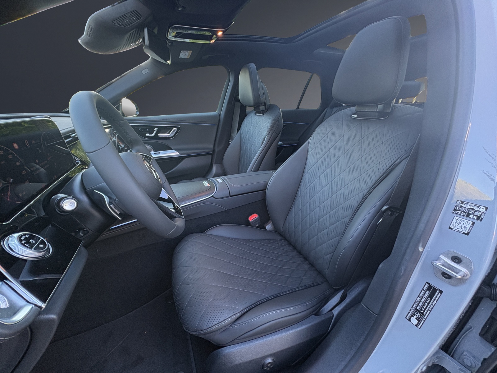 MERCEDES-BENZ E 220 d T 4Matic 9G-Tronic-image-11