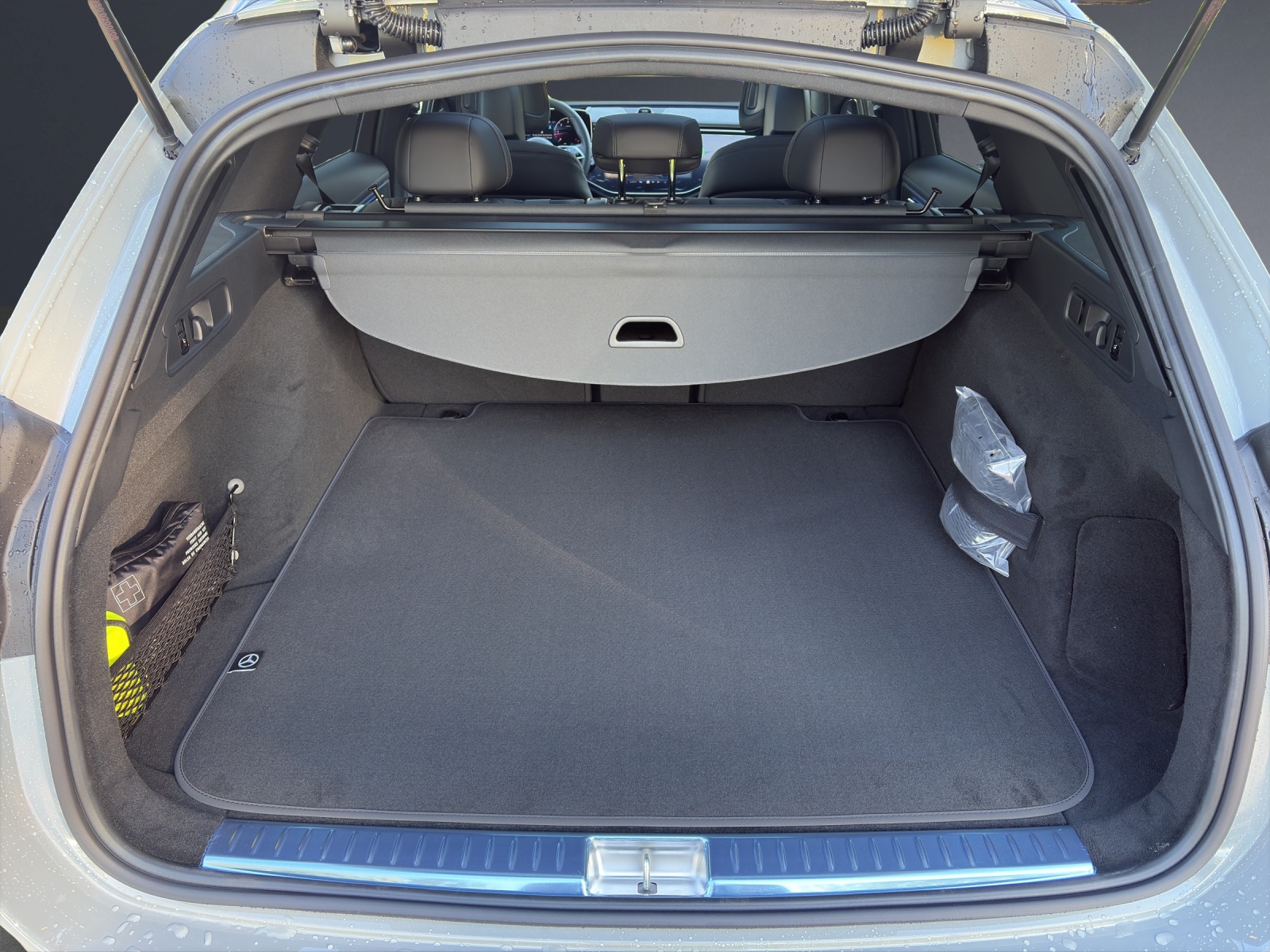 MERCEDES-BENZ E 220 d T 4Matic 9G-Tronic-image-7