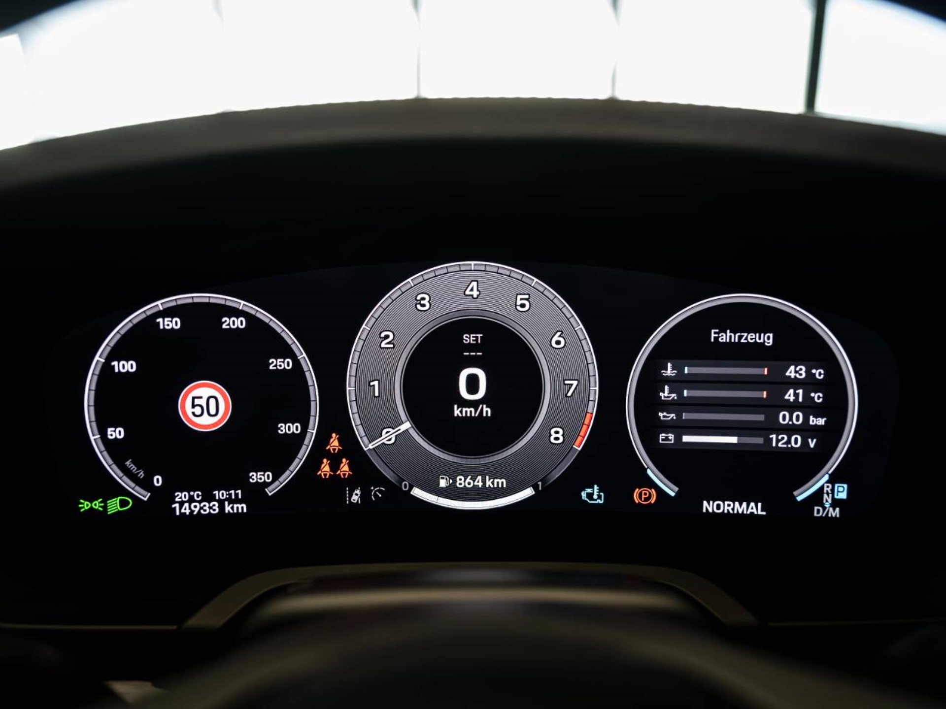 PORSCHE 911 Carrera S-image-13