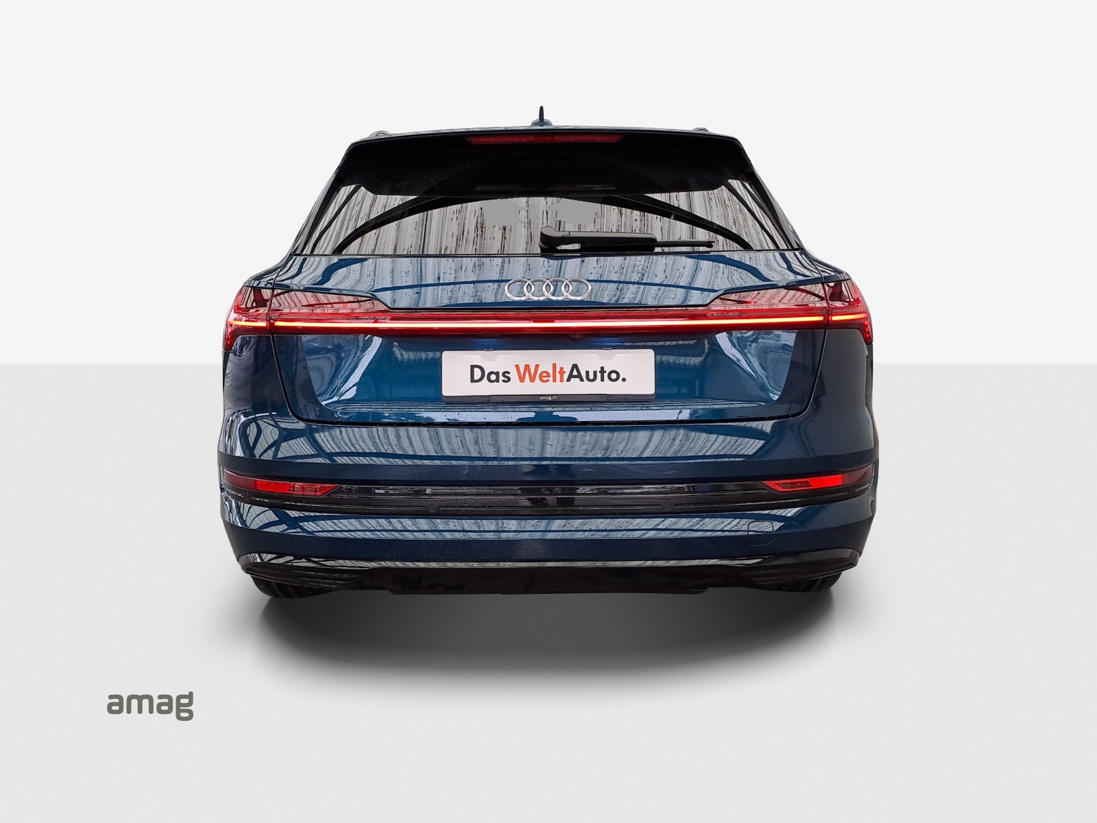 AUDI e-tron 55 Advanced quattro-image-2