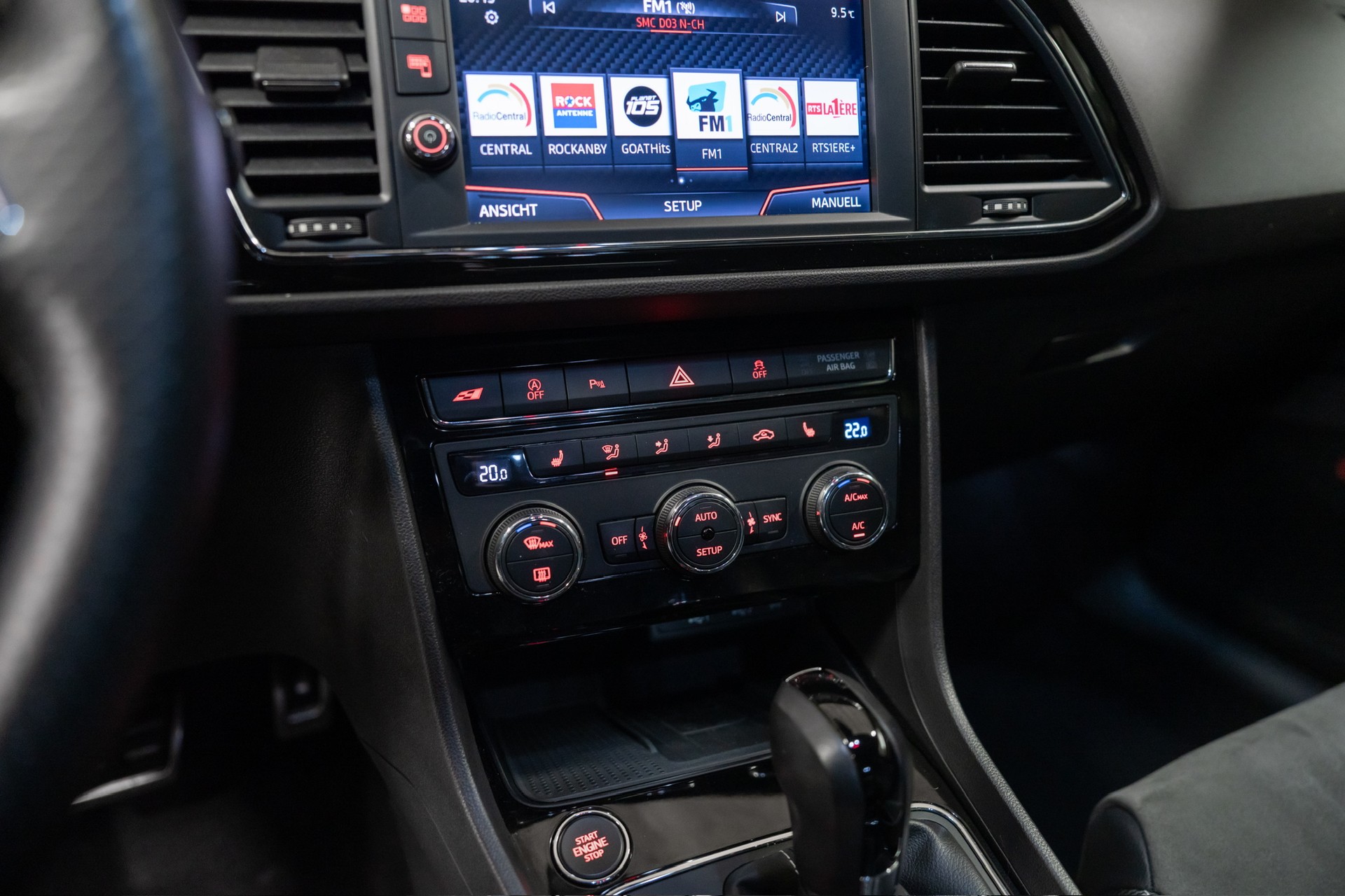 SEAT Leon ST 2.0 TSI Cupra 370 4 Drive DSG-image-10