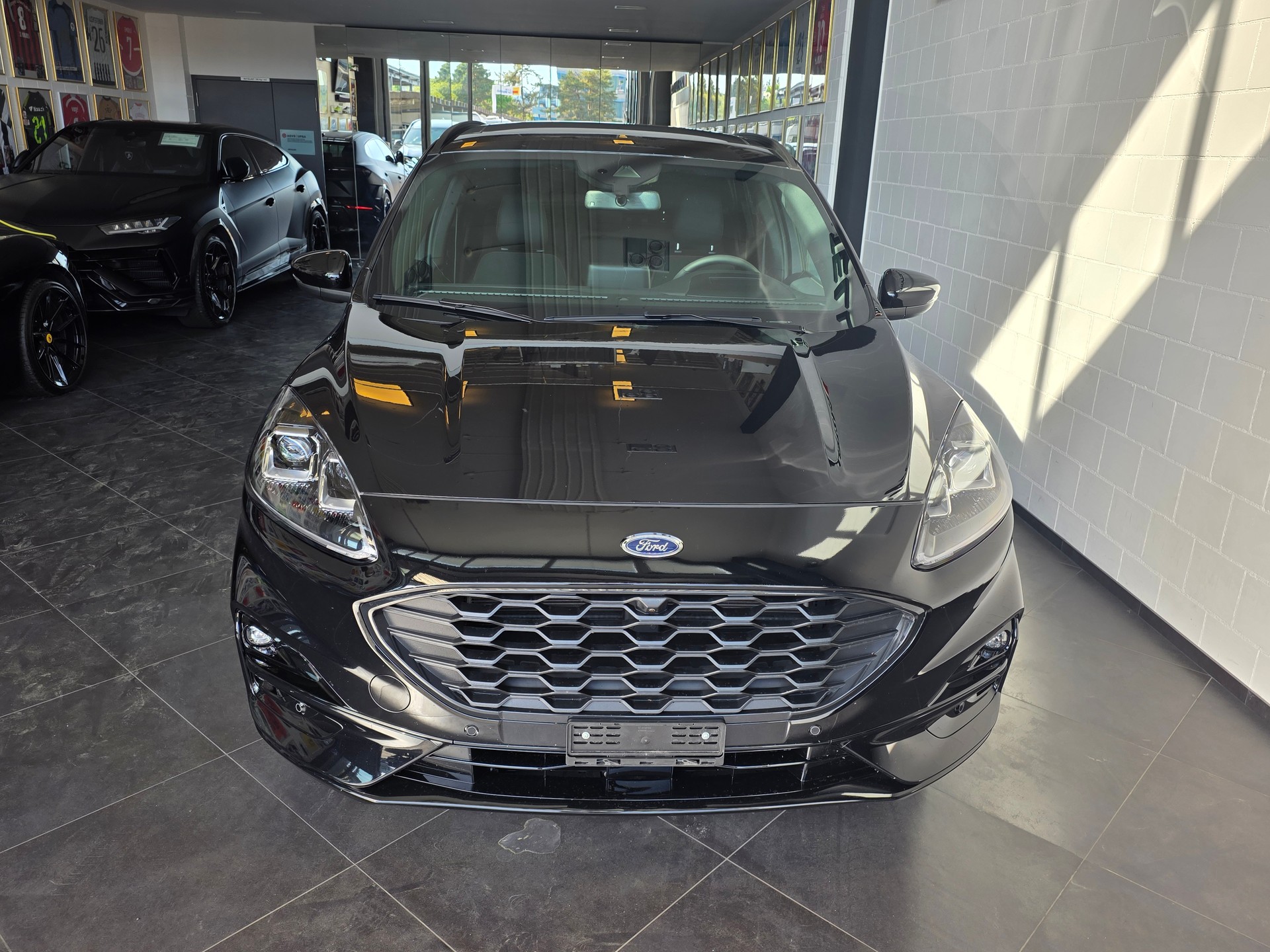 FORD Kuga 2.5PHEV ST-LineX FWD-image-1