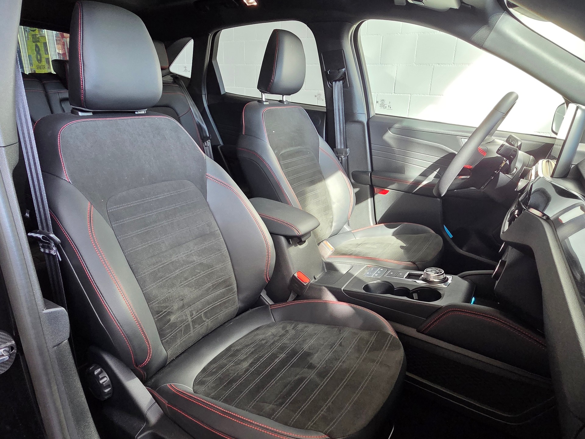 FORD Kuga 2.5PHEV ST-LineX FWD-image-23