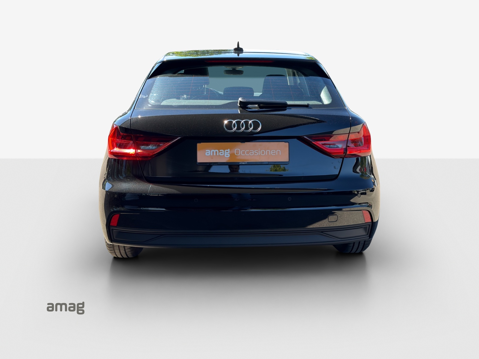 AUDI A1 Sportback 30 TFSI Attraction S-tronic-image-3