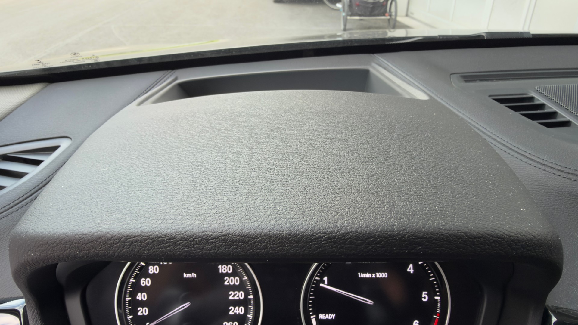 BMW X1 F48 25d xDrive SAG-image-11