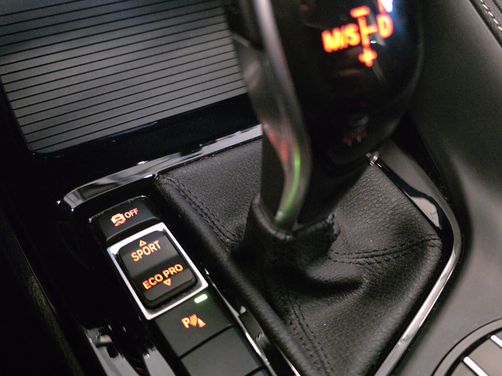 BMW X1 F48 25d xDrive SAG-image-10