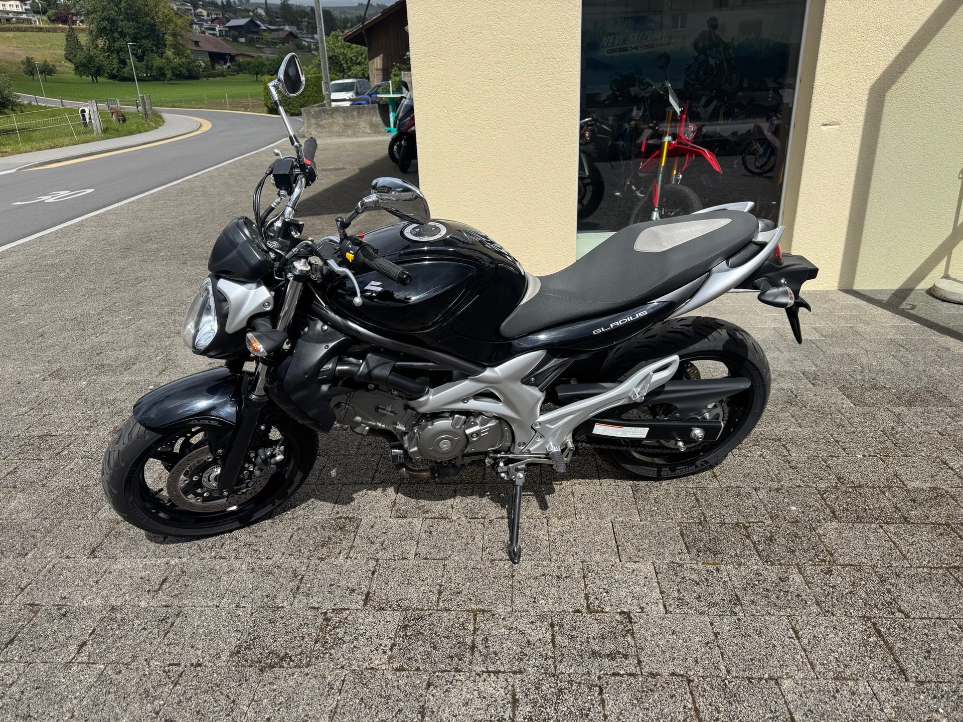 SUZUKI SFV 650 Gladius ABS