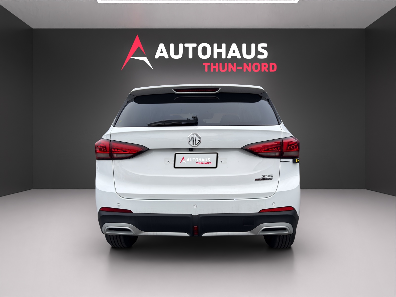 MG ZS 1.5 Hybrid+ Luxury-image-3