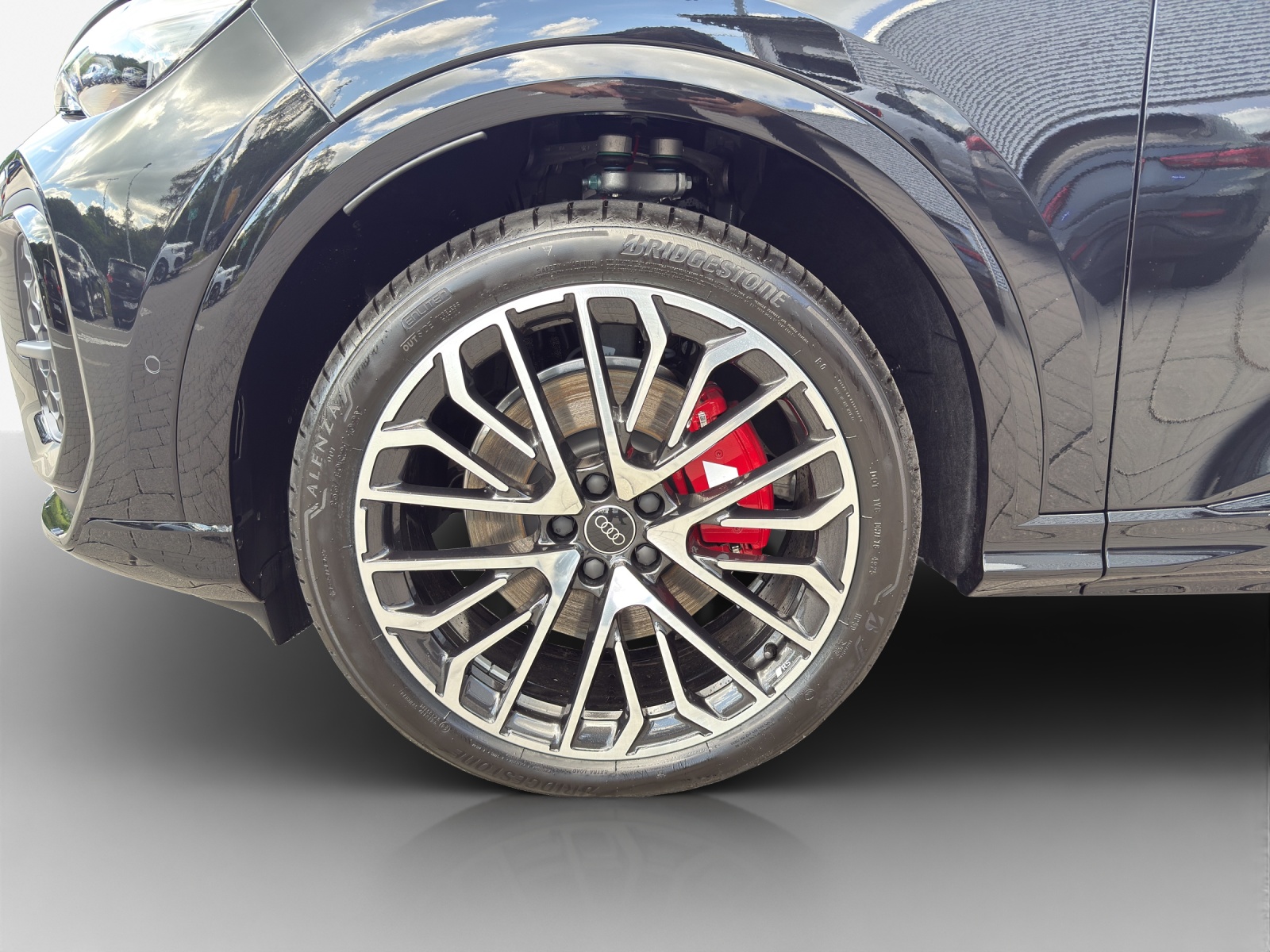 AUDI SQ5 TFSI quattro S-tronic-image-13
