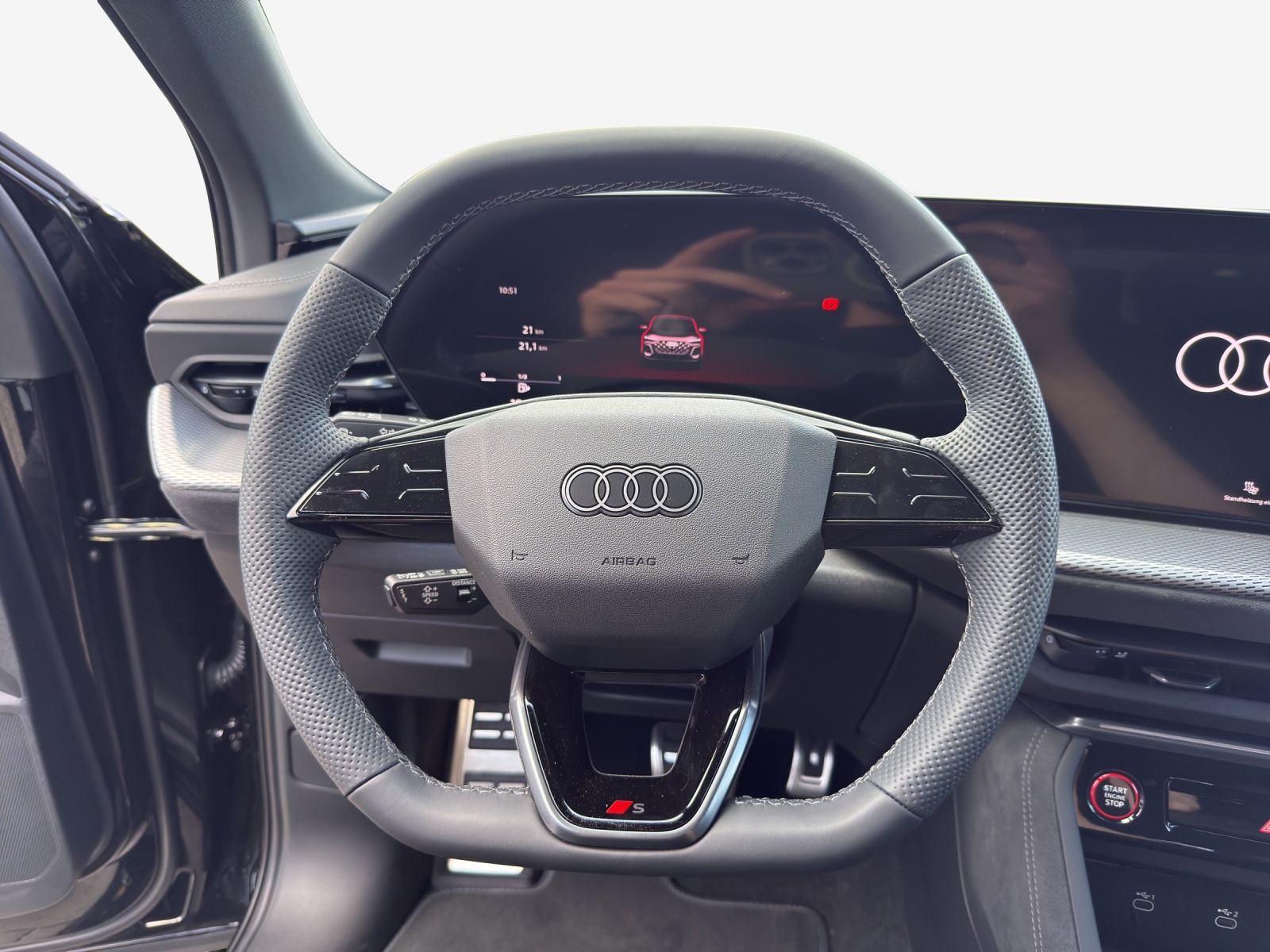 AUDI SQ5 TFSI quattro S-tronic-image-9