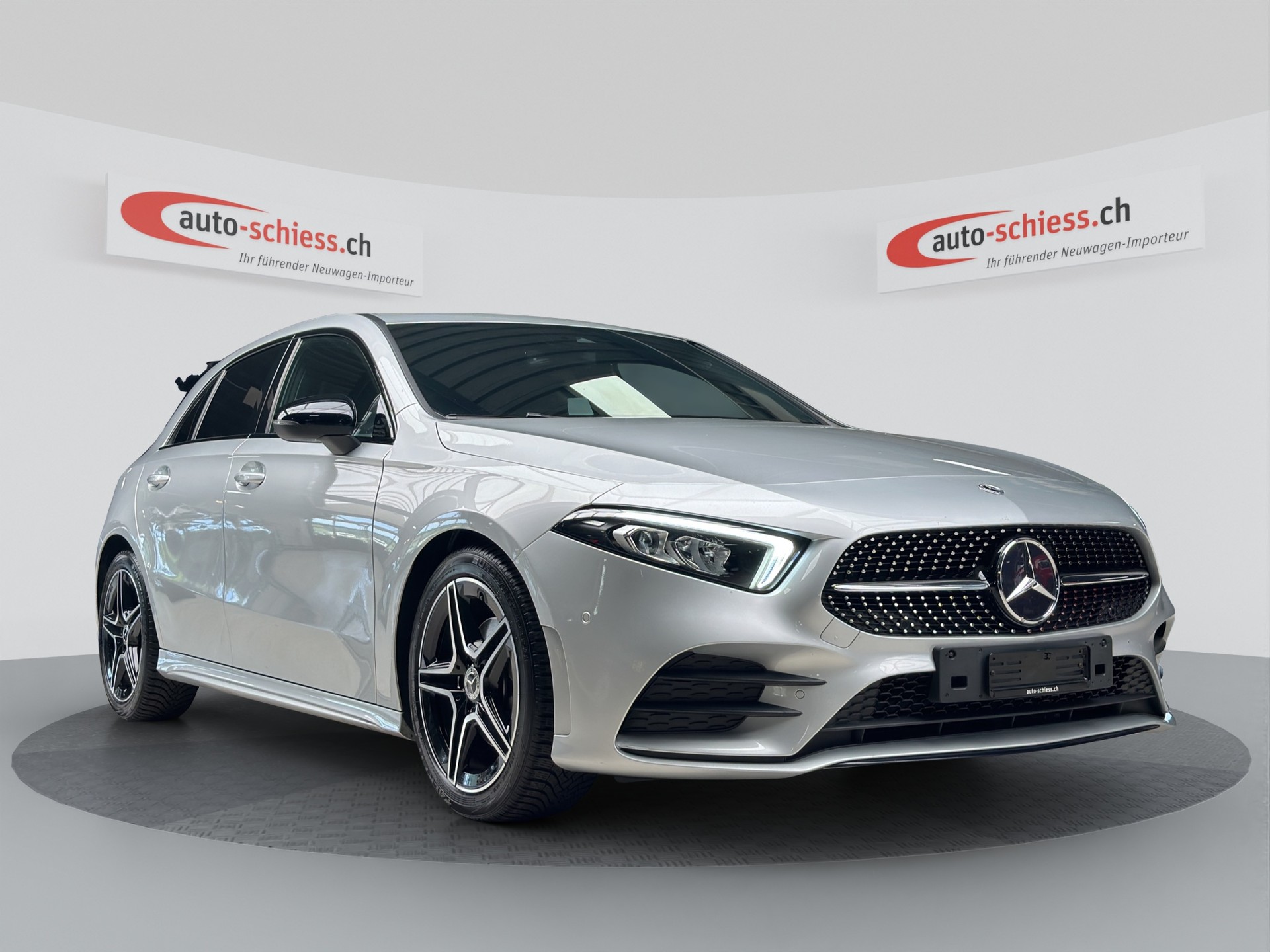 MERCEDES-BENZ A 200 d AMG Night 8G-DCT-image-0