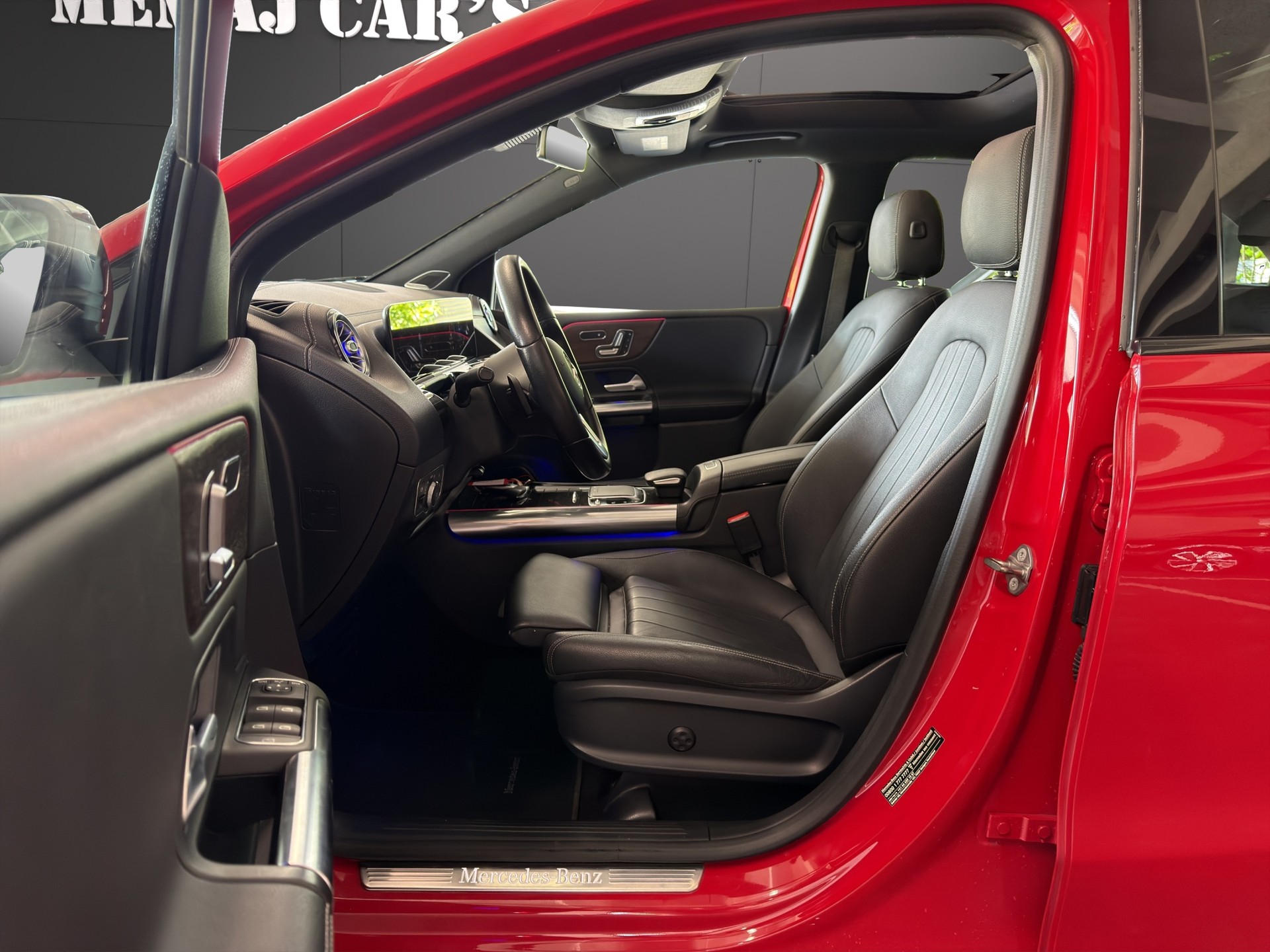 MERCEDES-BENZ B 180 Progressive 7G-DCT Frisch MFK&Service-image-11