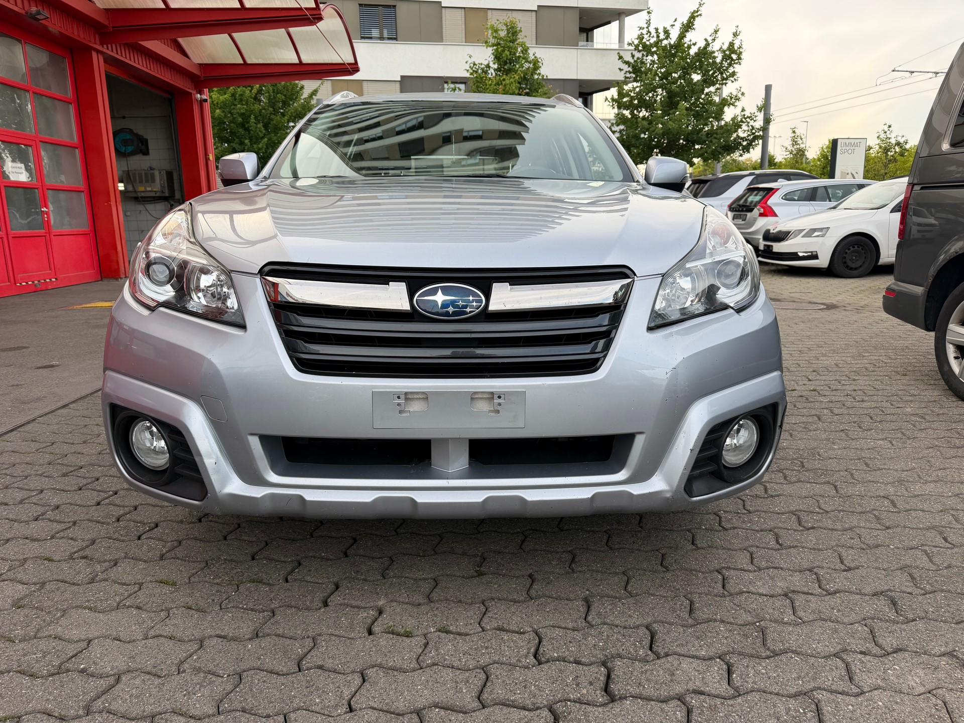 SUBARU Outback 2.5i Limited AWD Lineartronic-showroom-element-1