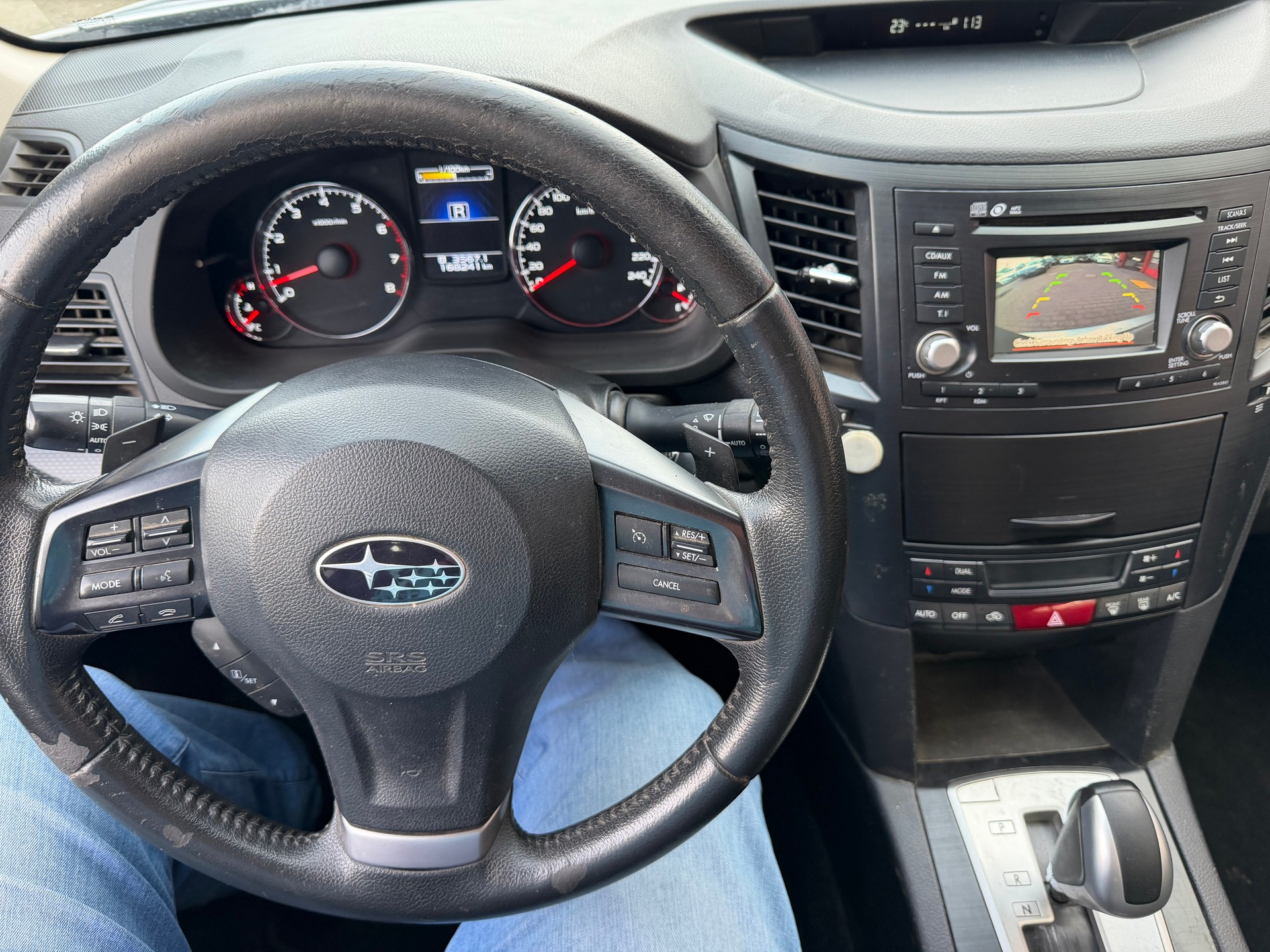 SUBARU Outback 2.5i Limited AWD Lineartronic-image-13