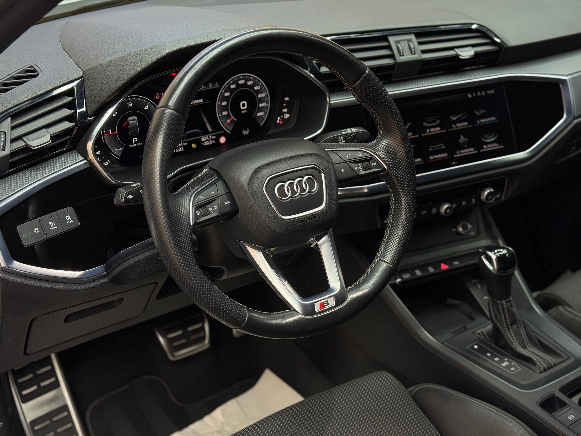 AUDI Q3 Sportback 2.0 35 TDI S line quattro S-Tronic | 1 Jahr Garantie | Facelift | *ab CHF 249.-/ Monat*-image-8