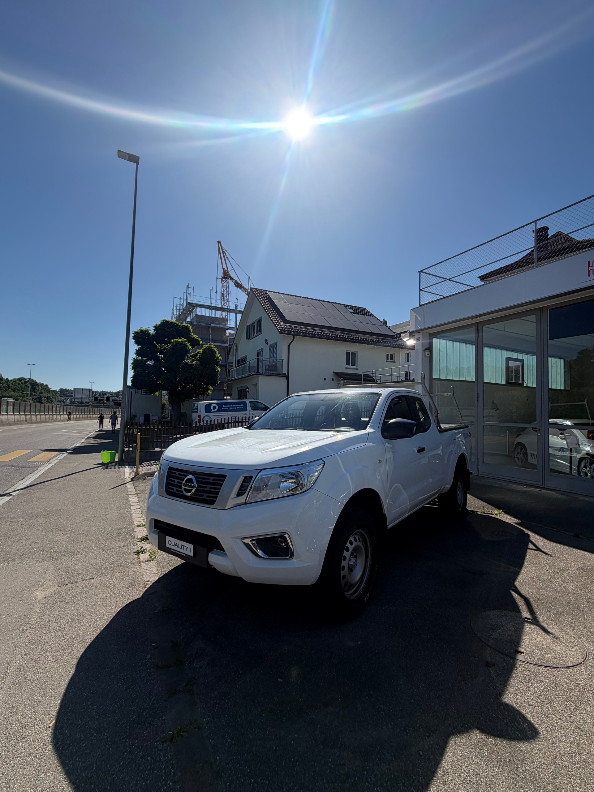 NISSAN Navara King Cab Visia 2.3 dCi 4WD-image-1