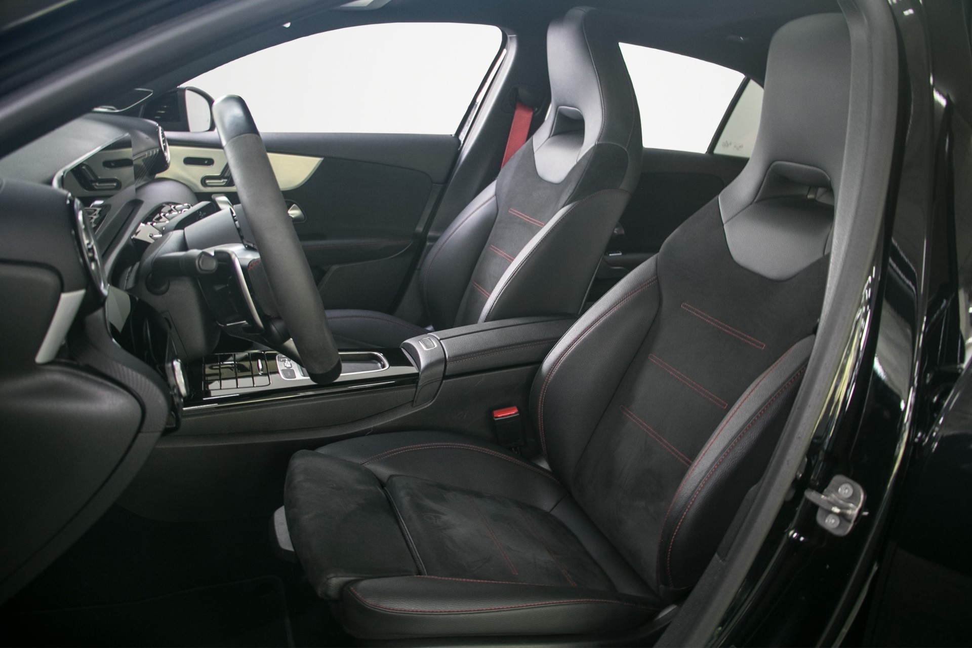 MERCEDES-BENZ A AMG 45 S 4Matic+ 8G-DCT-image-12