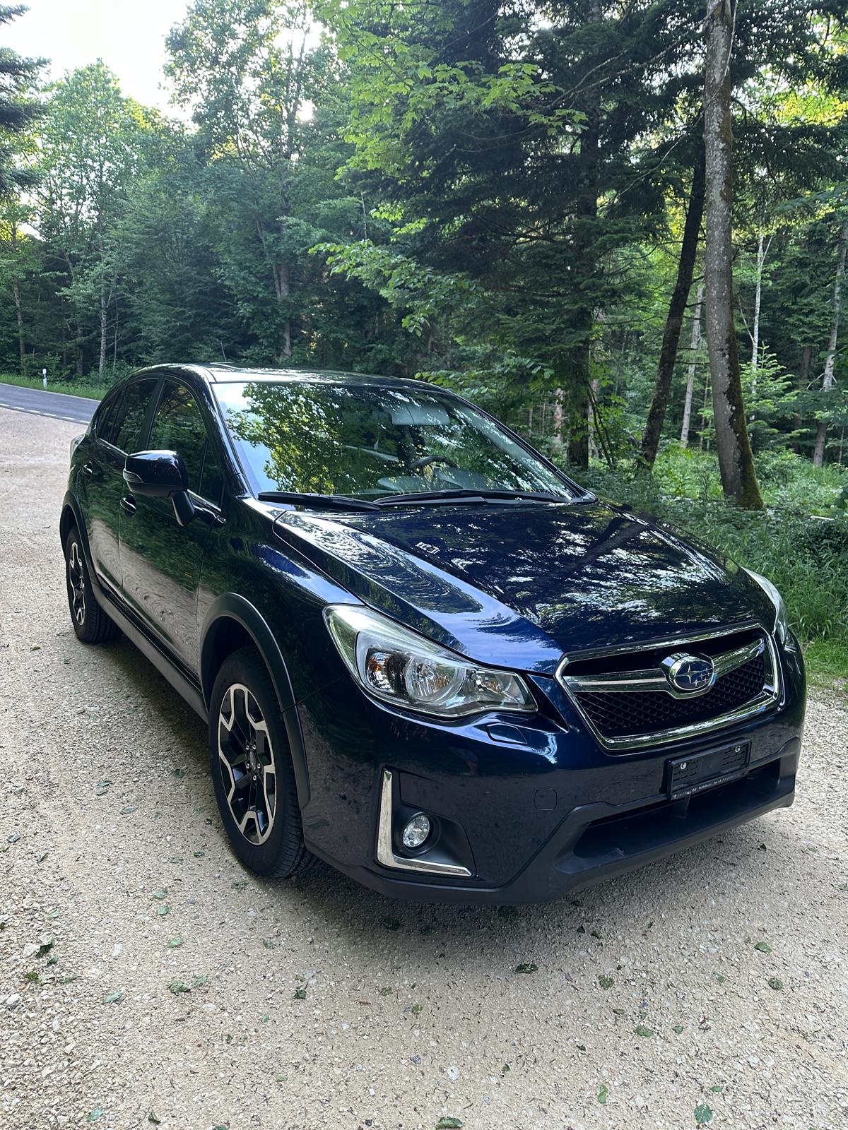 SUBARU 2.0i Swiss Three-image-0