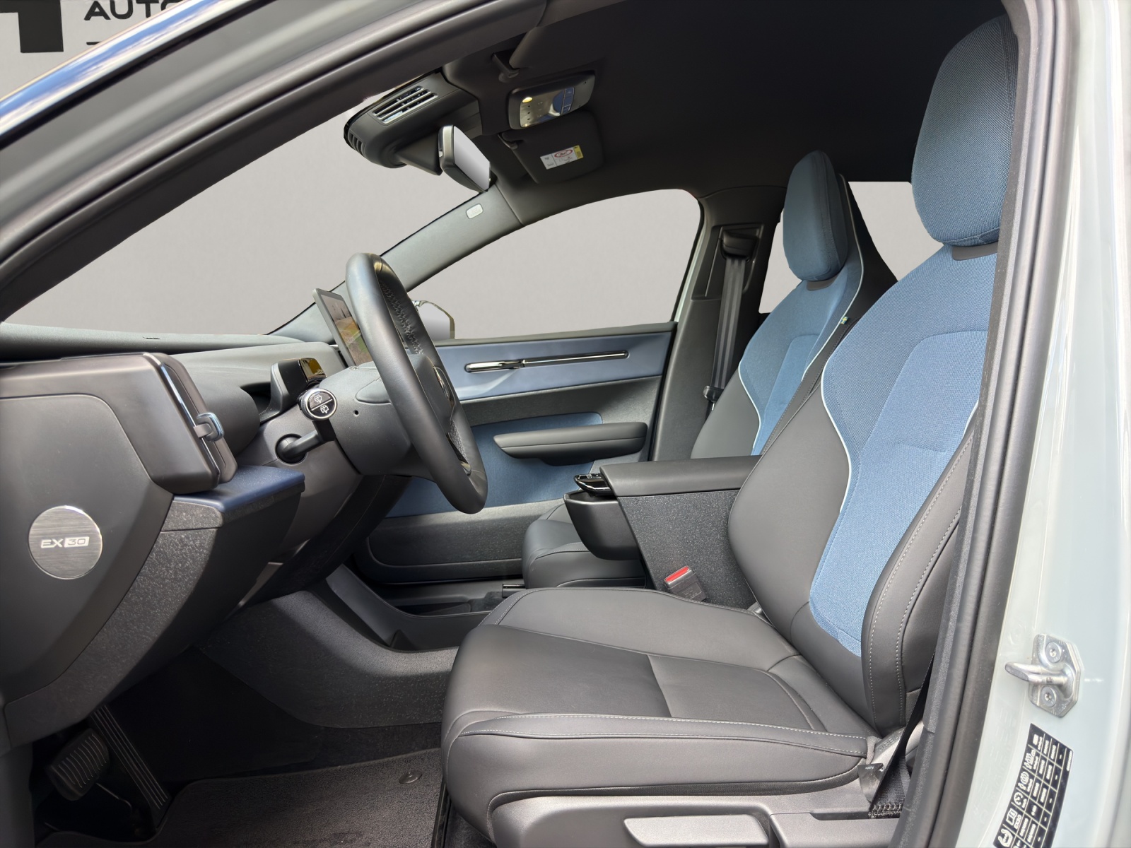 VOLVO EX 30 E60 Twin Plus Performance AWD-image-7