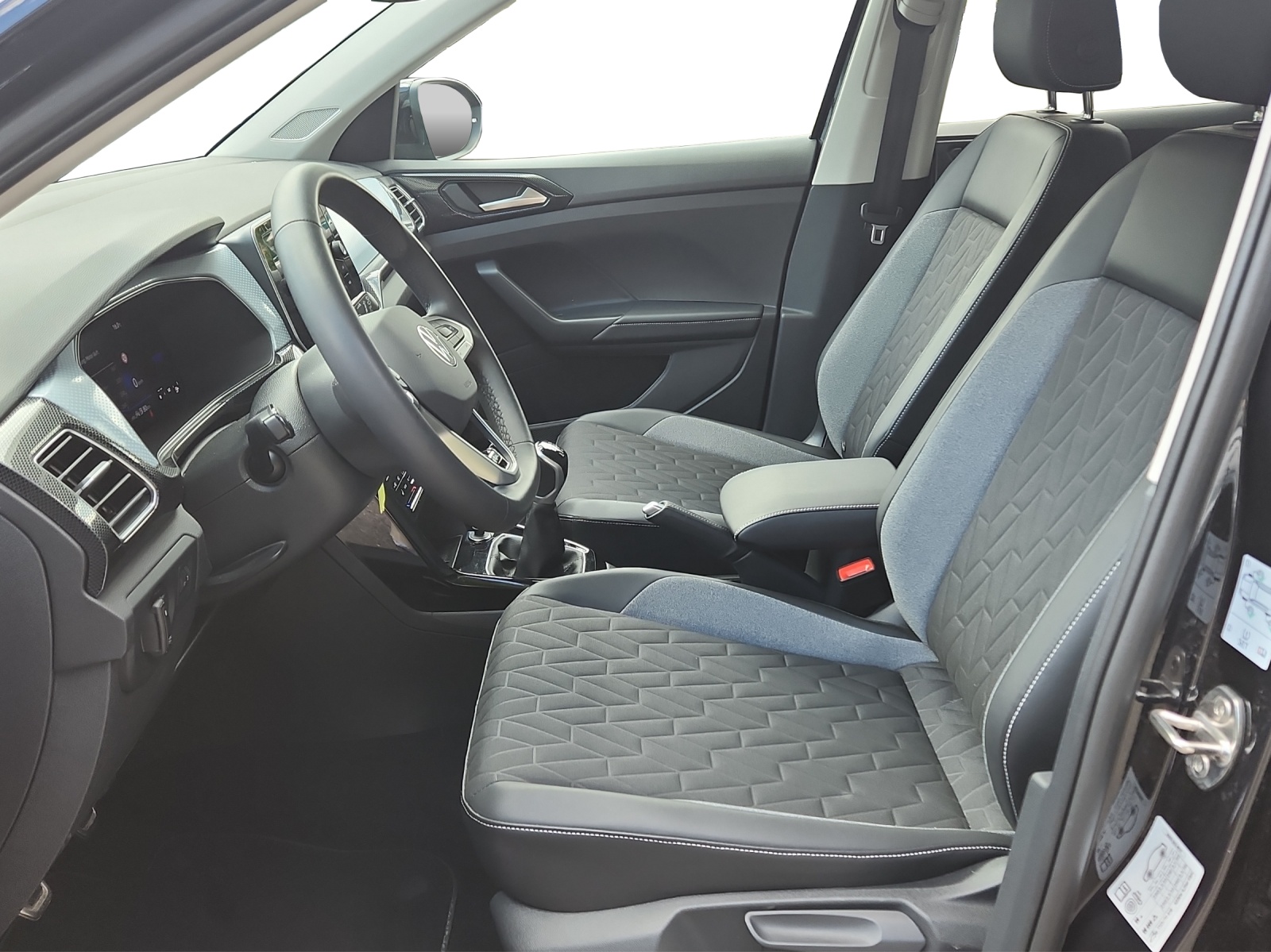 VW T-Cross 1.0 TSI-image-8