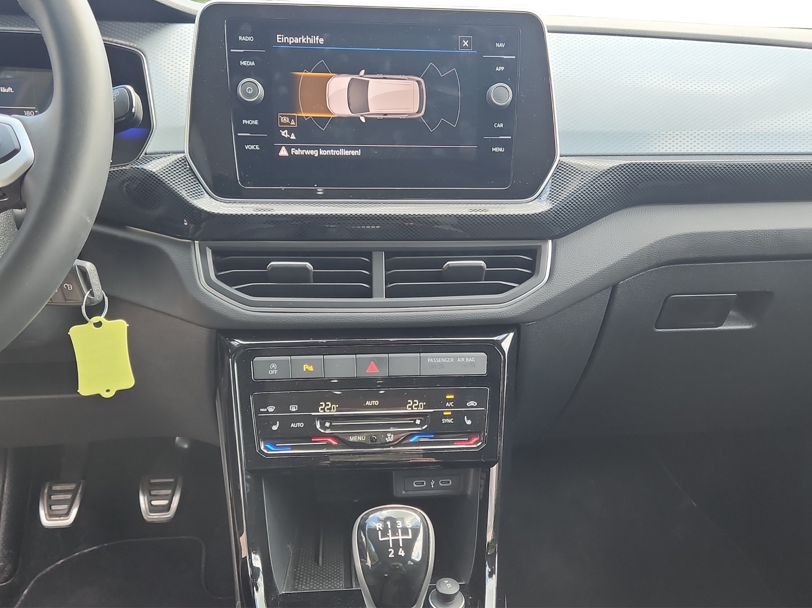 VW T-Cross 1.0 TSI-image-11