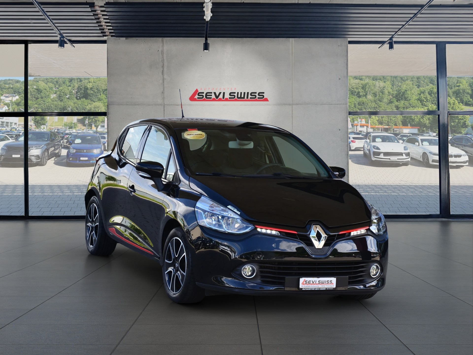 RENAULT Clio 1.2 16V T Swiss Edition EDC*Ab MFK,1 Jahr oder 20'000km Garantie*-image-0