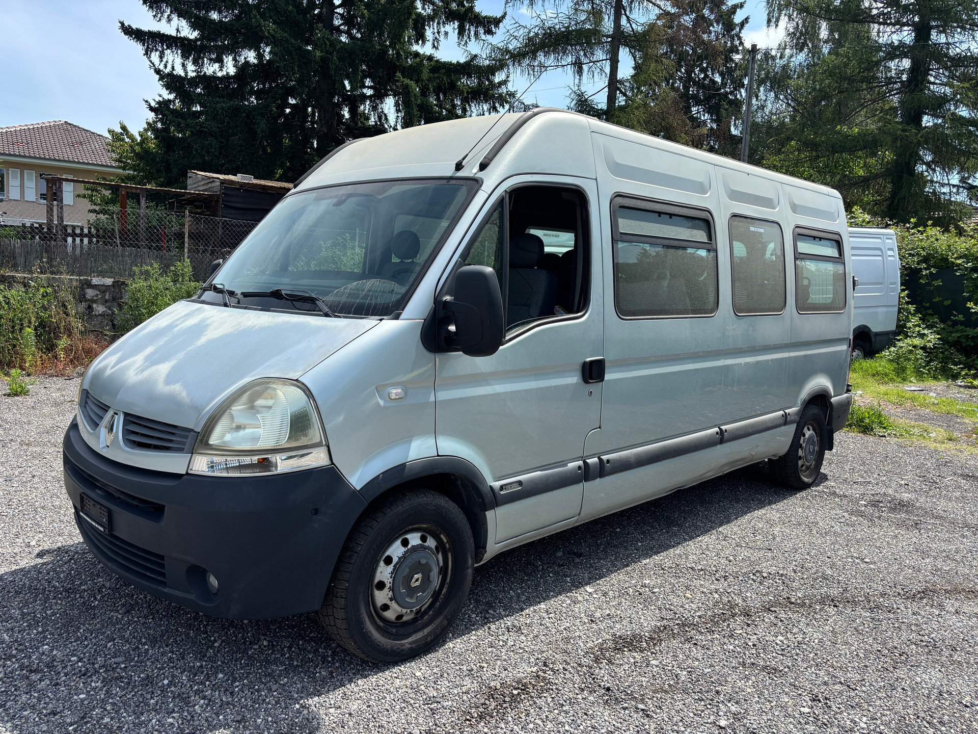 RENAULT Master T39 2.5dCi L3H2-image-1