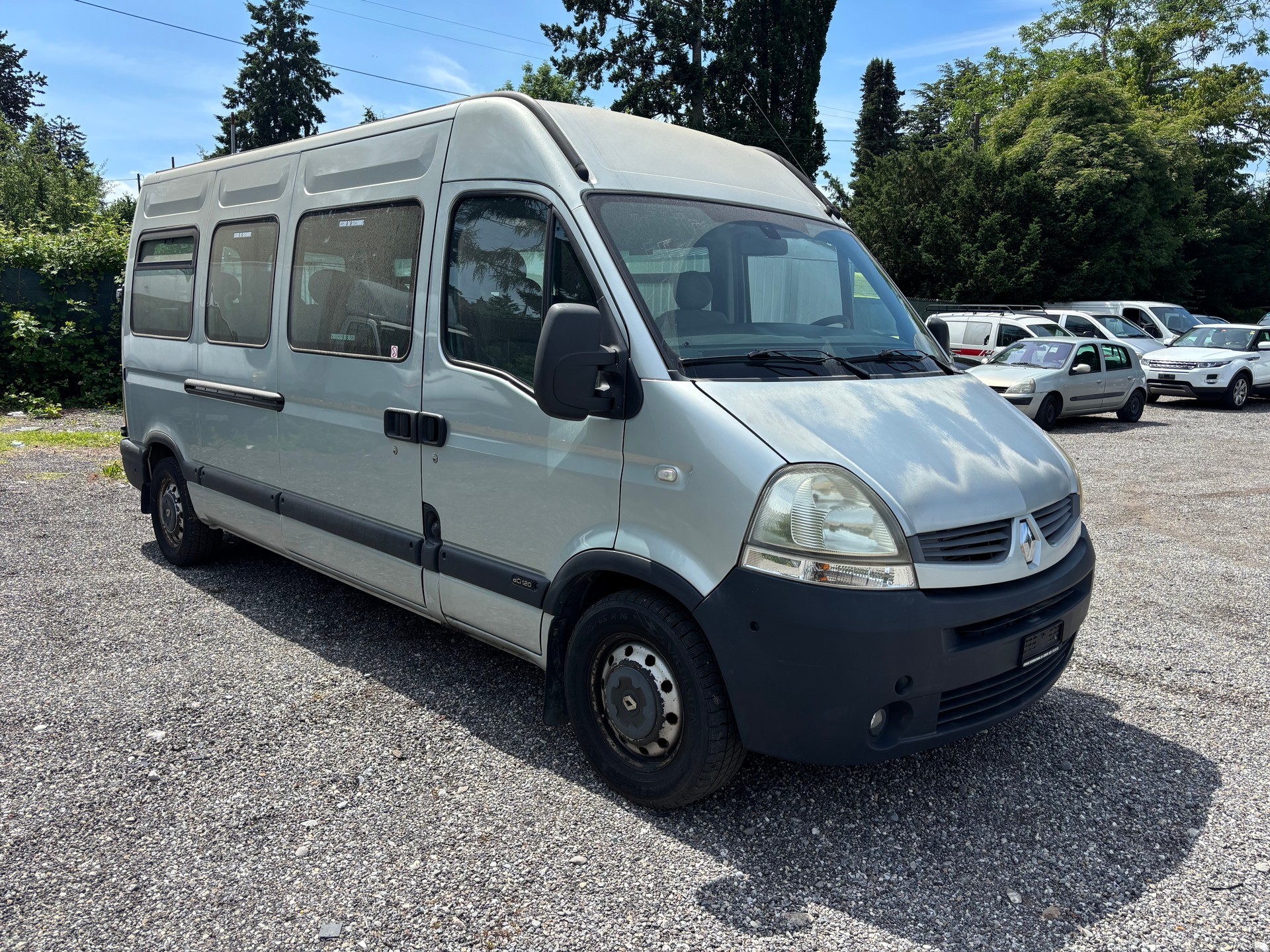 RENAULT Master T39 2.5dCi L3H2-image-2
