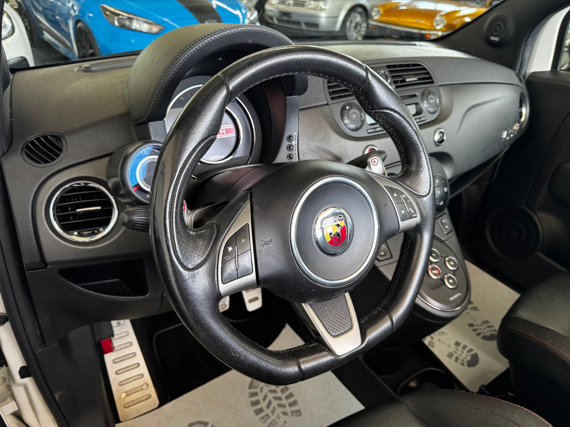 FIAT 595C 1.4 16V Turbo Abarth Competizione Dualogic-image-15