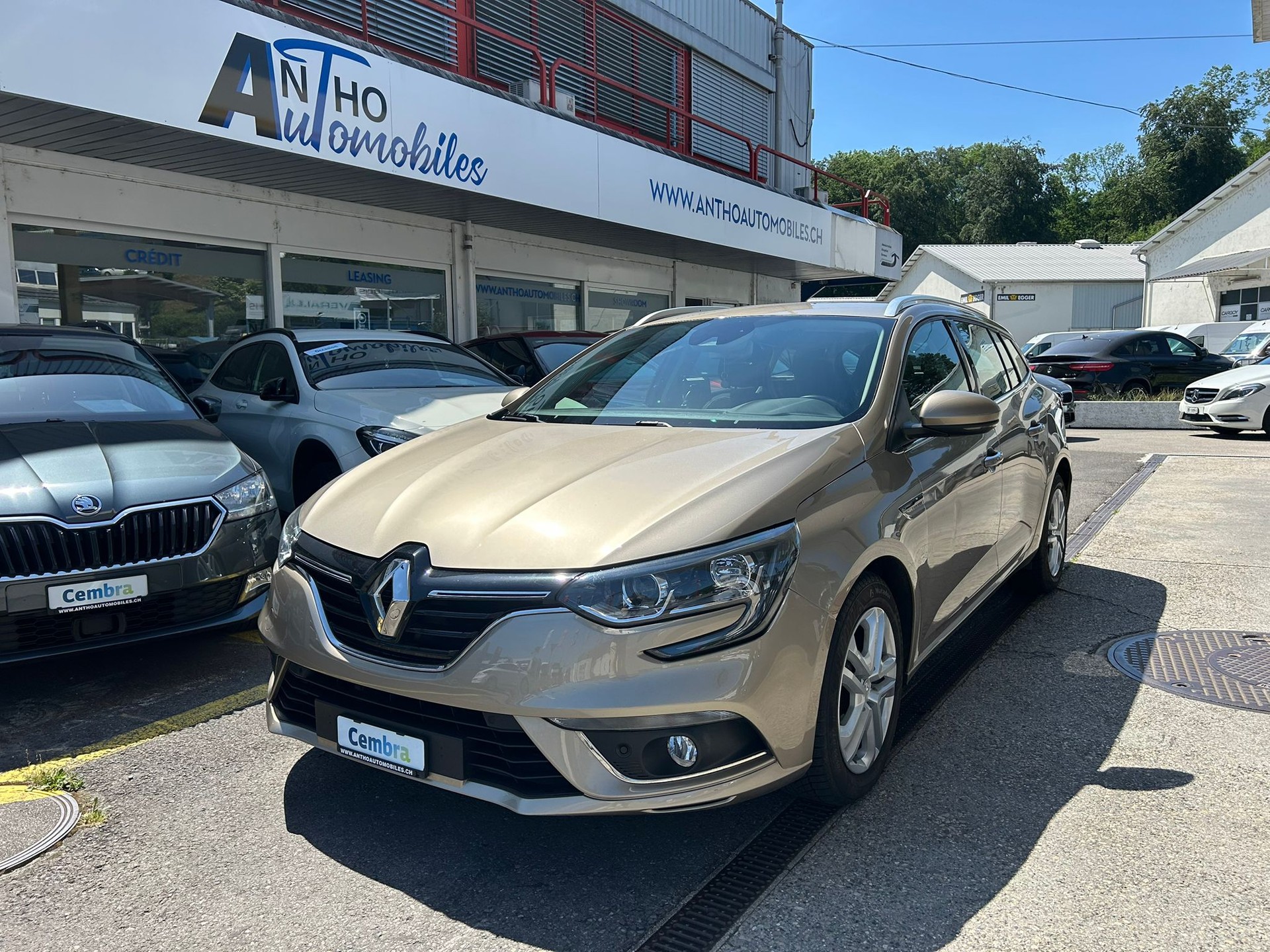 RENAULT Mégane Grandtour 1.2 16V Turbo Zen EDC