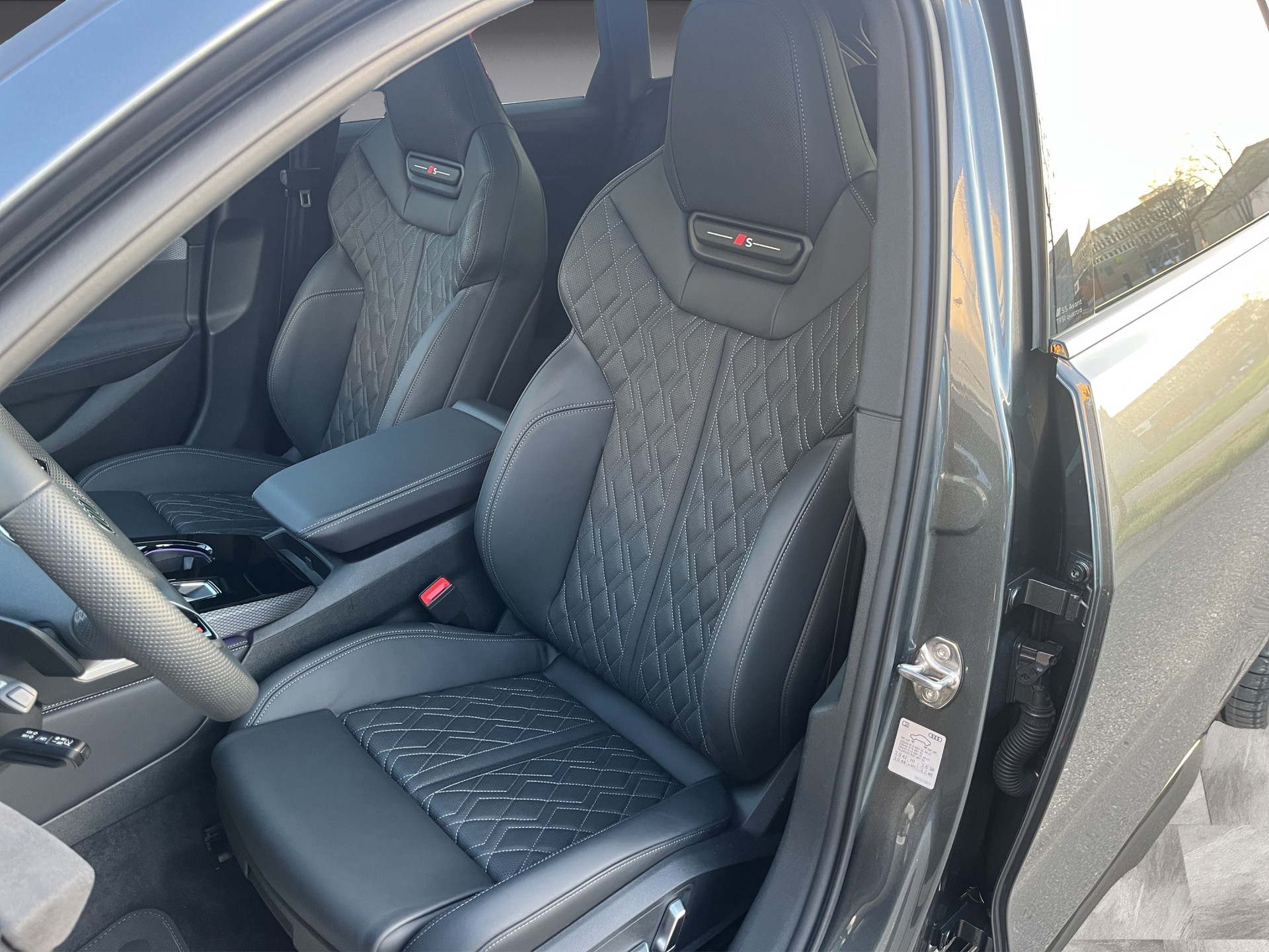 AUDI S5 Avant TFSI quattro S tronic*Head-up, 360°Kamera, AHK, Panorama-Glasdach, (5-Jahre Garantie)-image-9