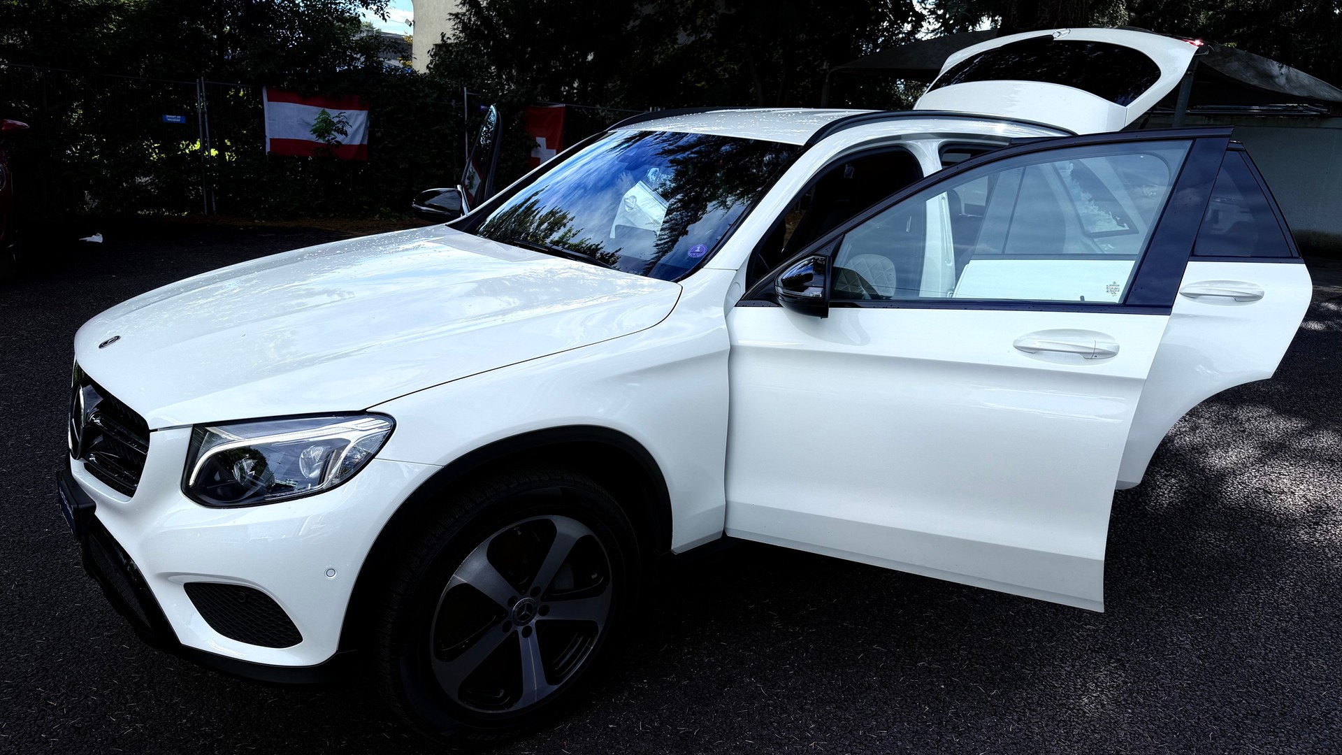 MERCEDES-BENZ GLC 300 4Matic 9G-Tronic-image-11