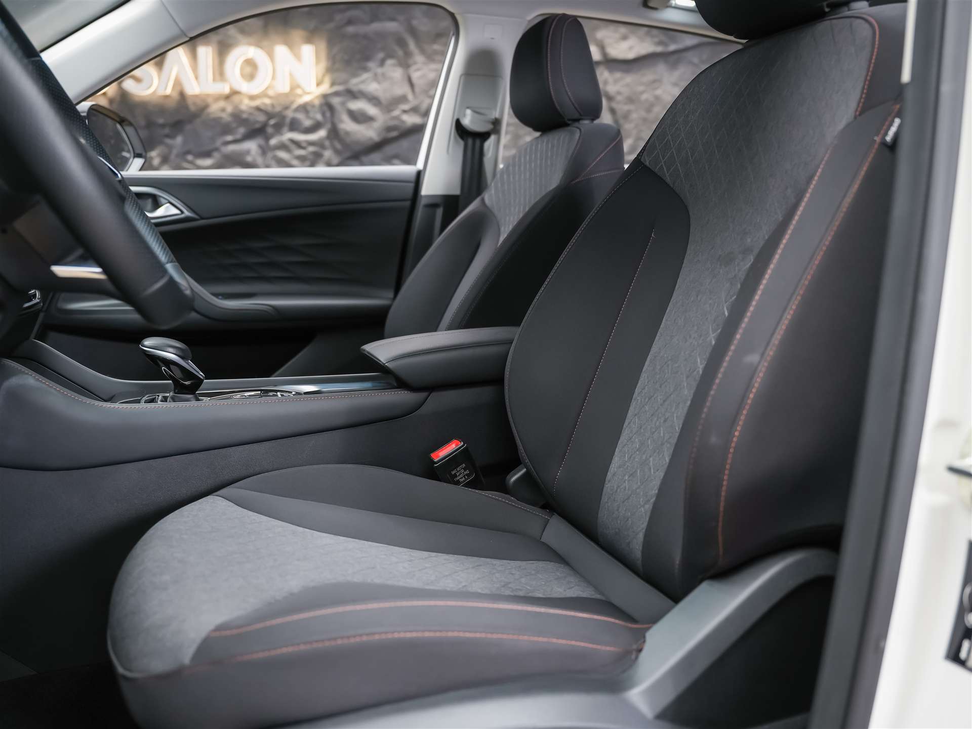 MG HS 1.5 T Comfort Automat *Werksgarantie*Rückfahrkamera*Abstandsregler*-image-8