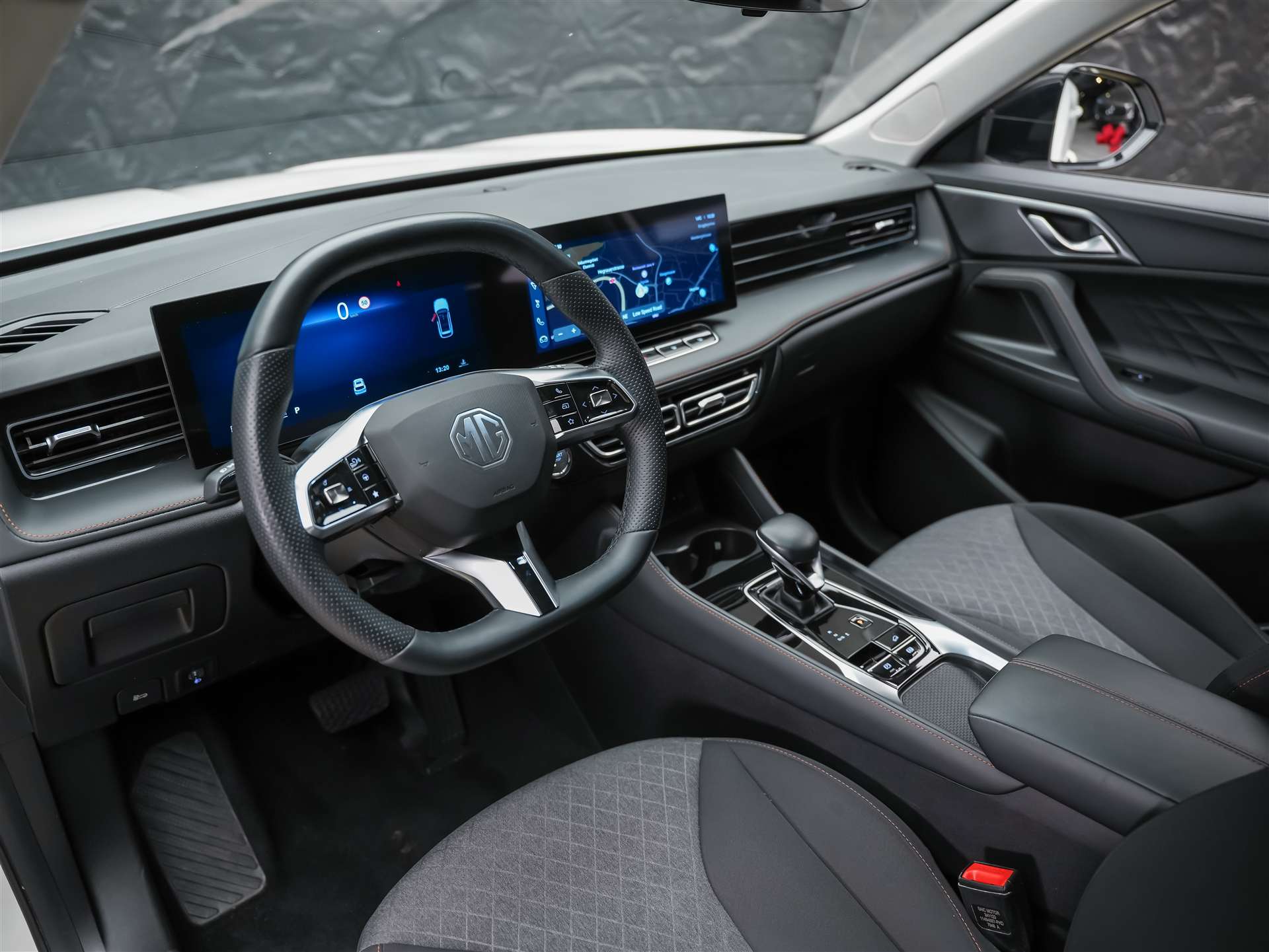 MG HS 1.5 T Comfort Automat *Werksgarantie*Rückfahrkamera*Abstandsregler*-image-7