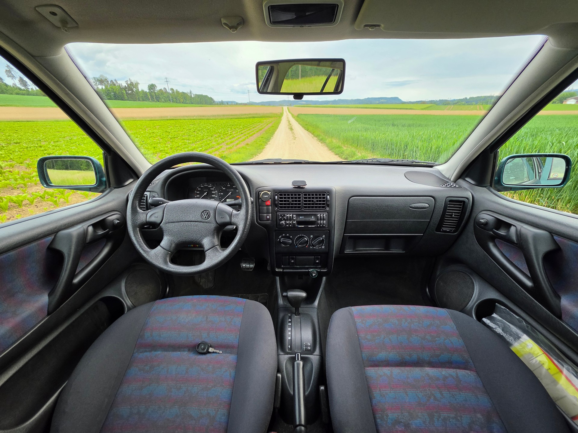 VW Polo 75-image-13
