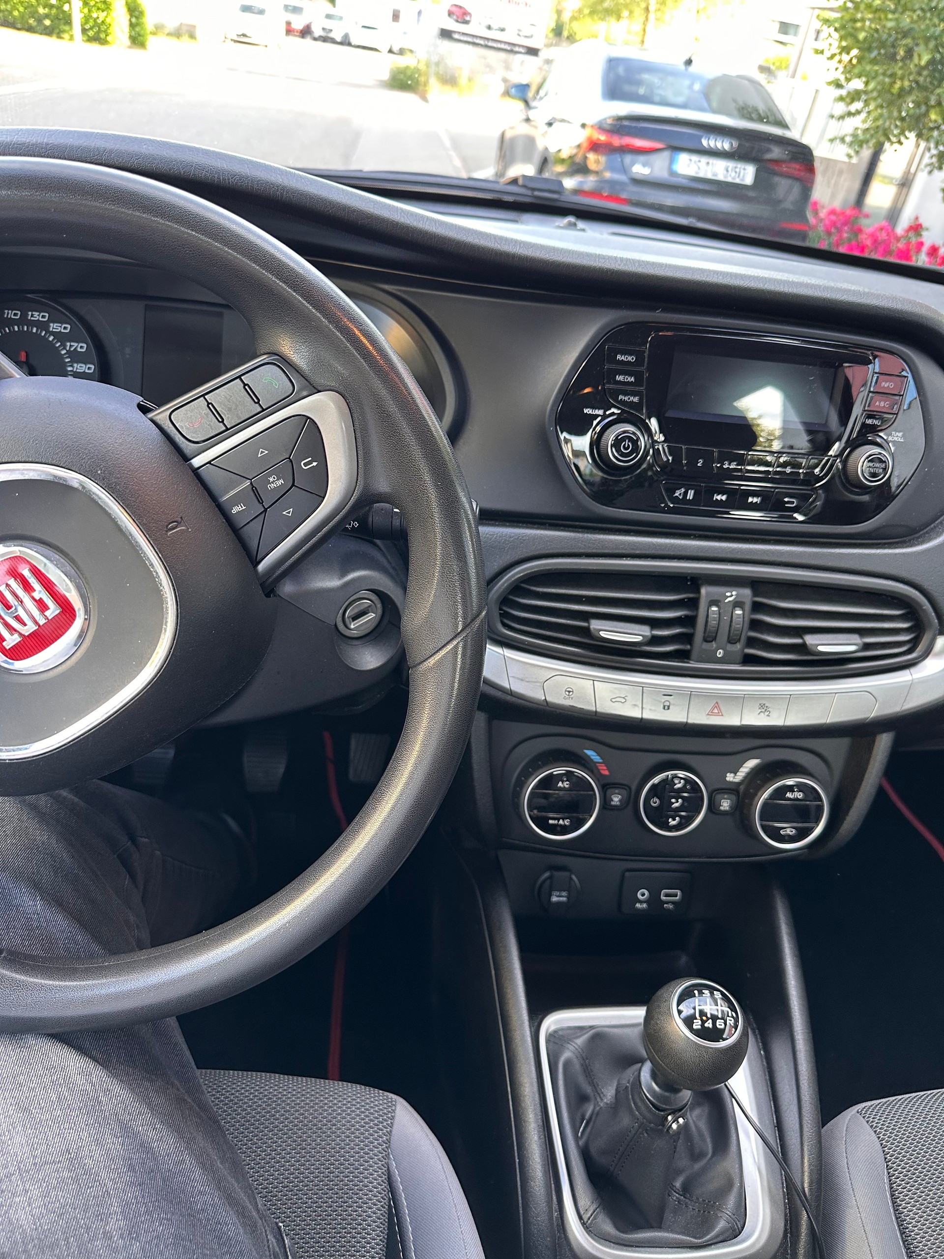 FIAT Tipo 1.4T Opening Edition-image-4