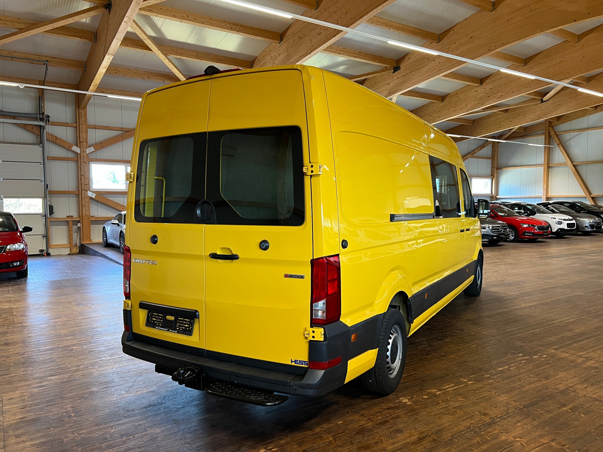 VW Crafter 35 2.0 TDI L4 4Motion-image-4