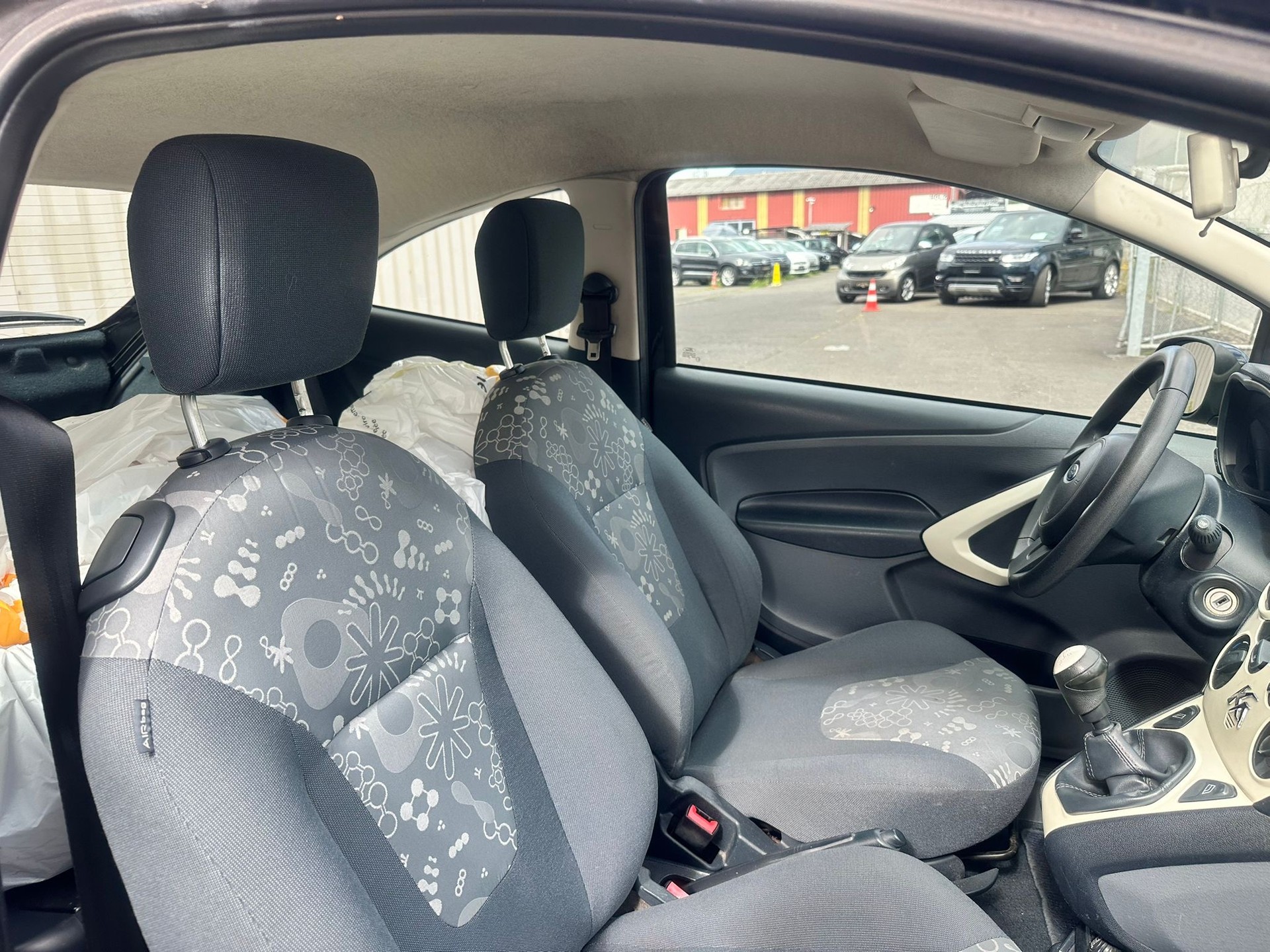 FORD KA 1.25 Ambiente-image-12