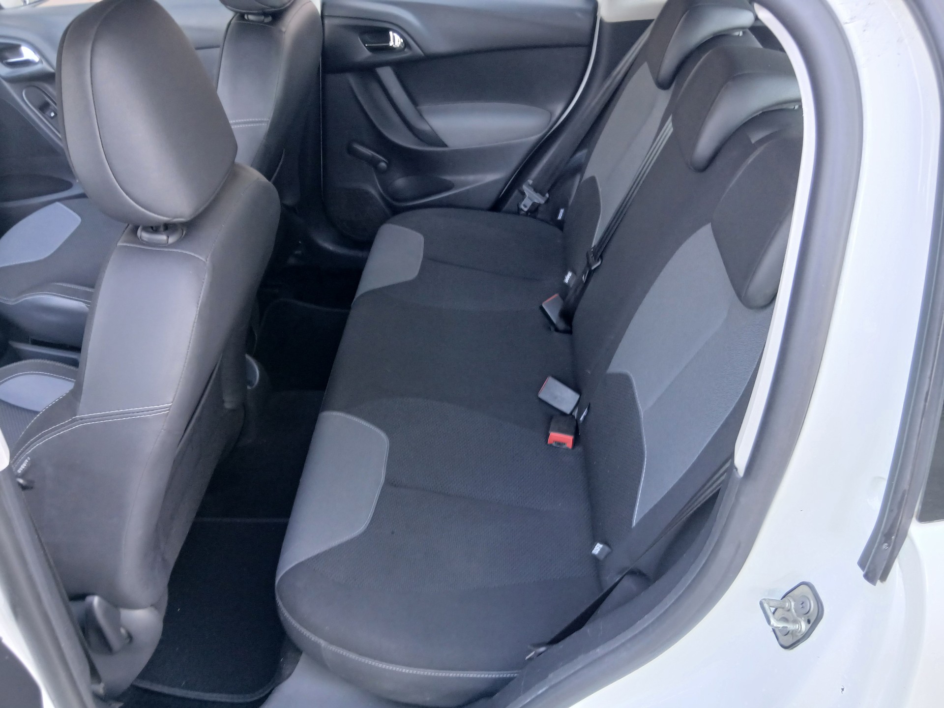 CITROEN C3 1.4i Tonic-image-10