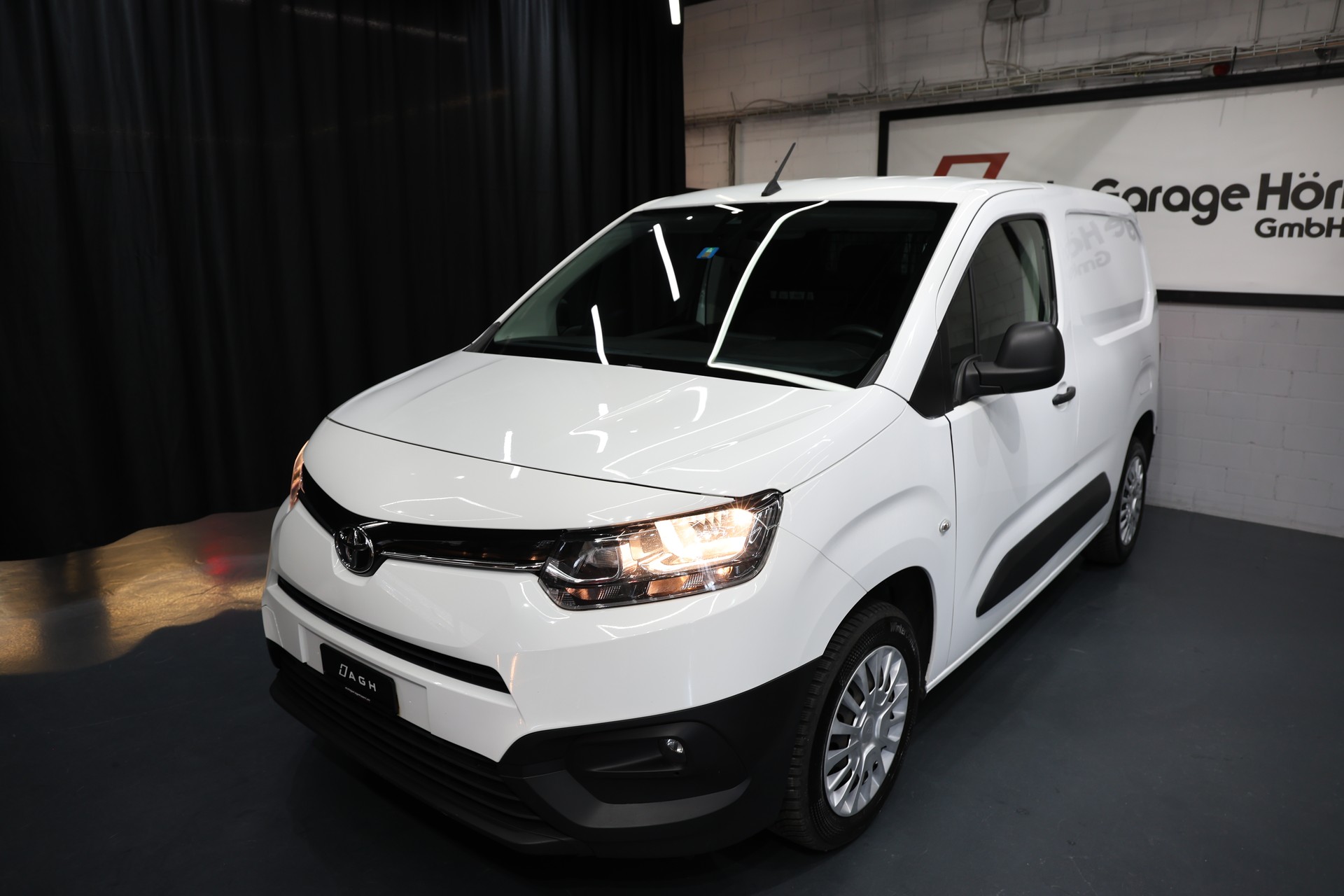 TOYOTA Proace City Van 1.5D Active Long Automatik Klima-image-14