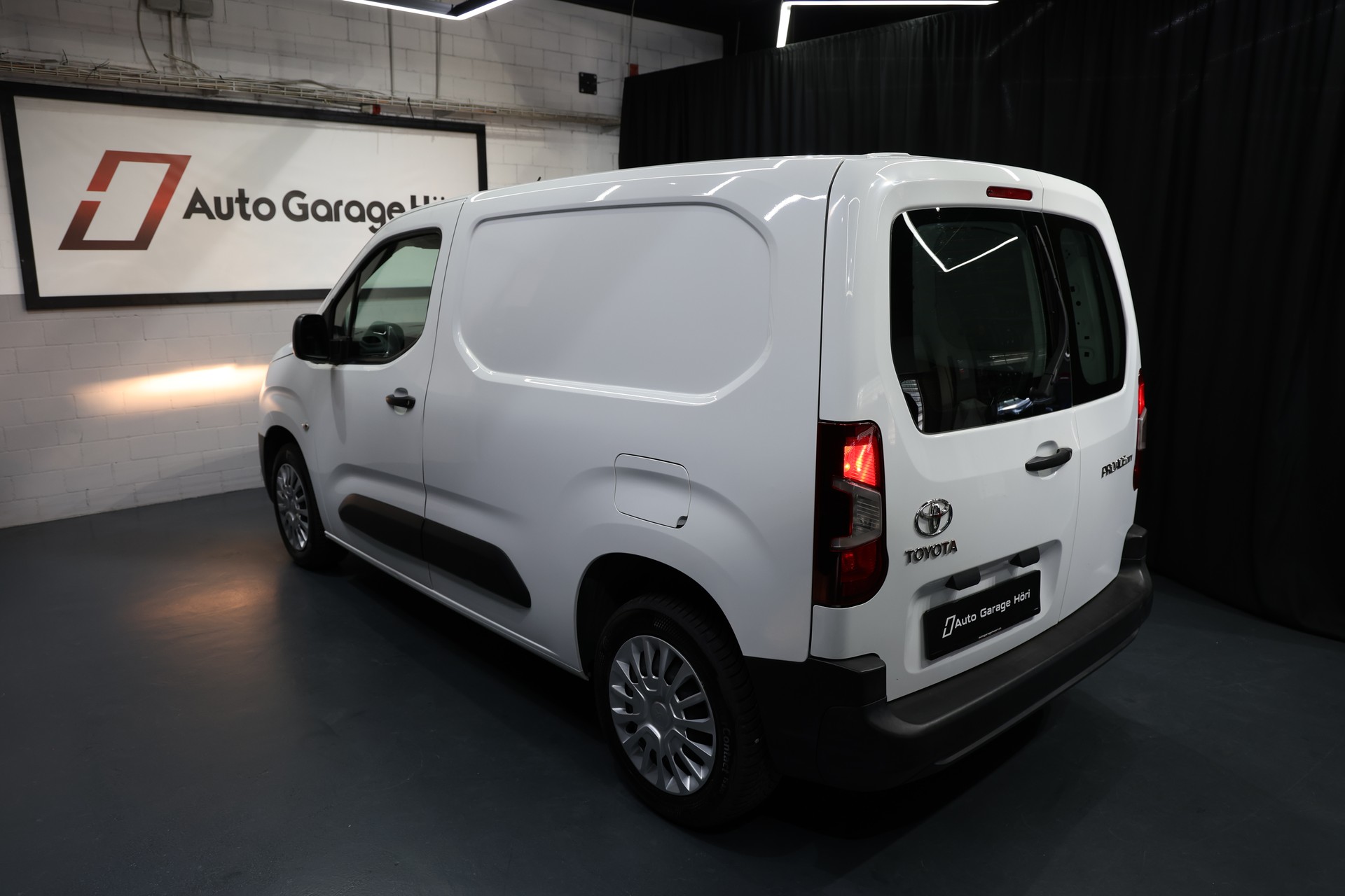TOYOTA Proace City Van 1.5D Active Long Automatik Klima-image-8