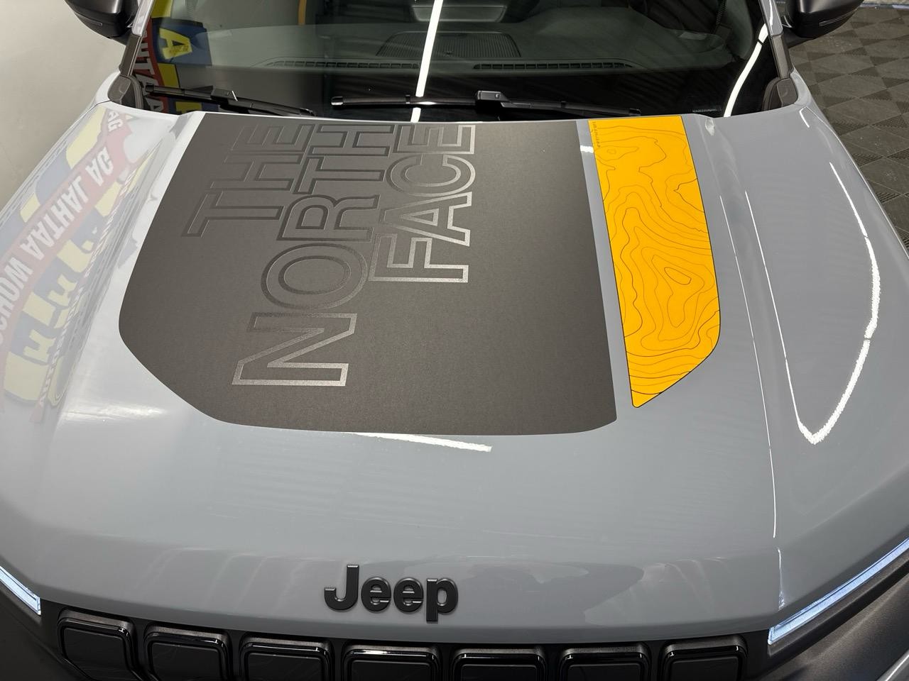 JEEP Avenger 1.2 Turbo MHEV The North Face 4xe-image-14