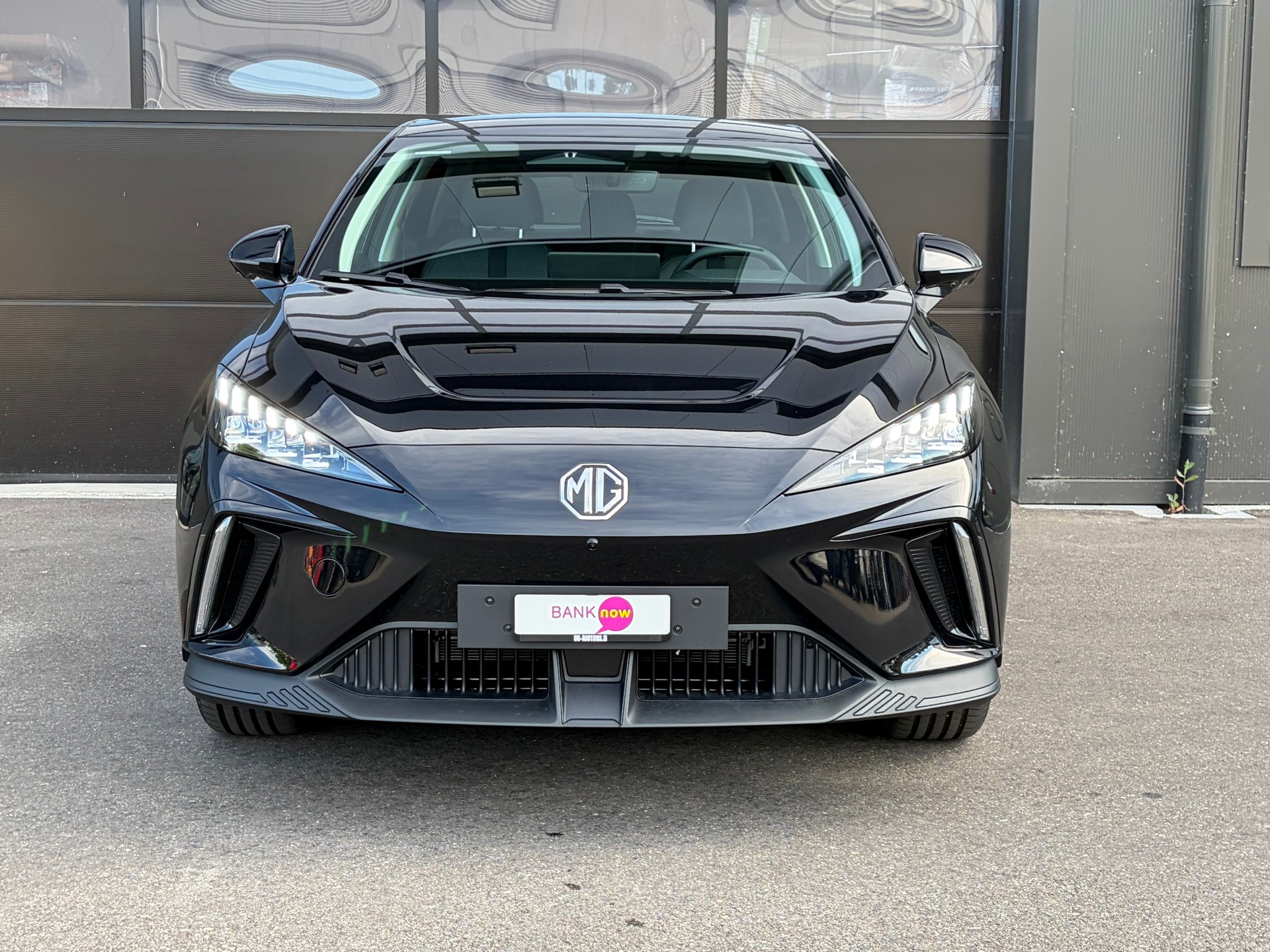 MG 4 EV 64kWh Premium-image-5