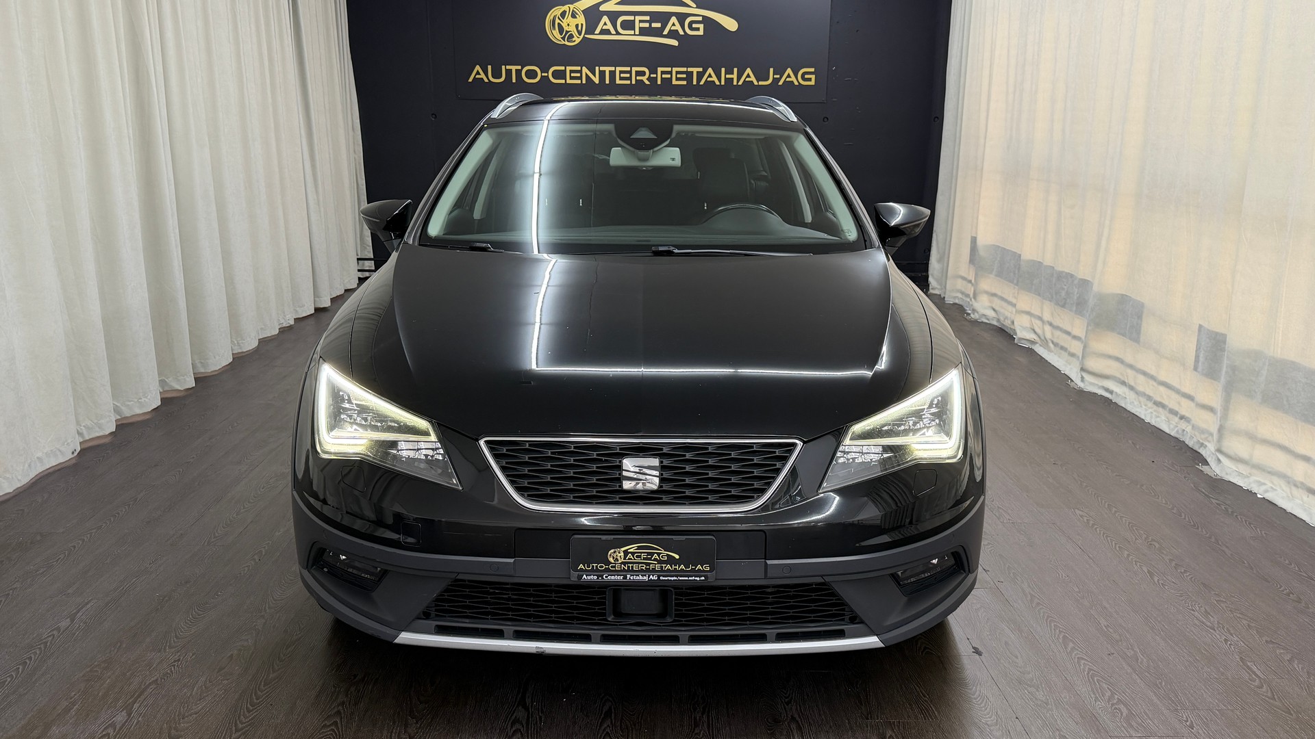 SEAT Leon ST 2.0 TDI X-Perience 4Drive DSG-image-1