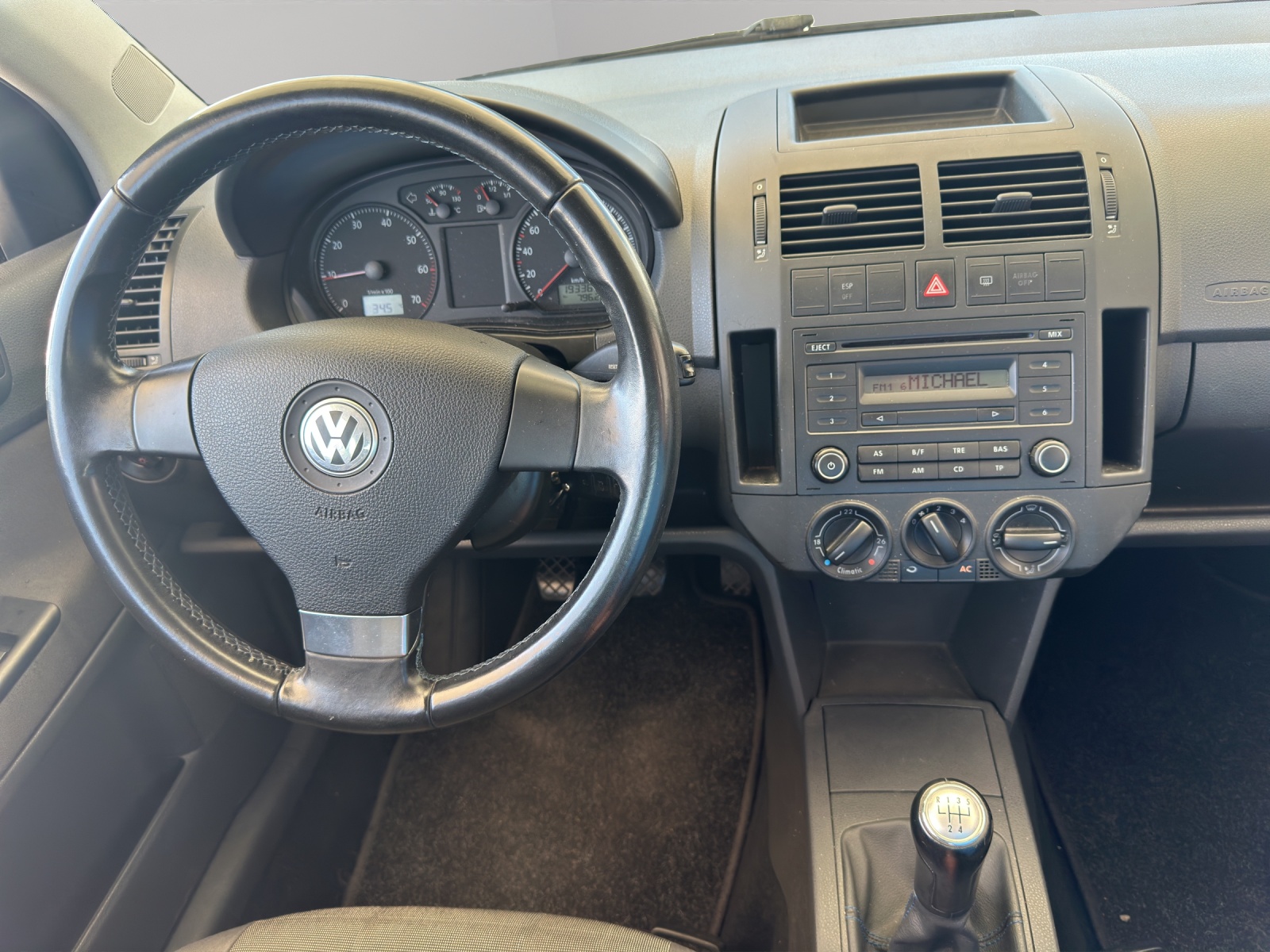 VW Polo 1.2 12V Trendline-image-9